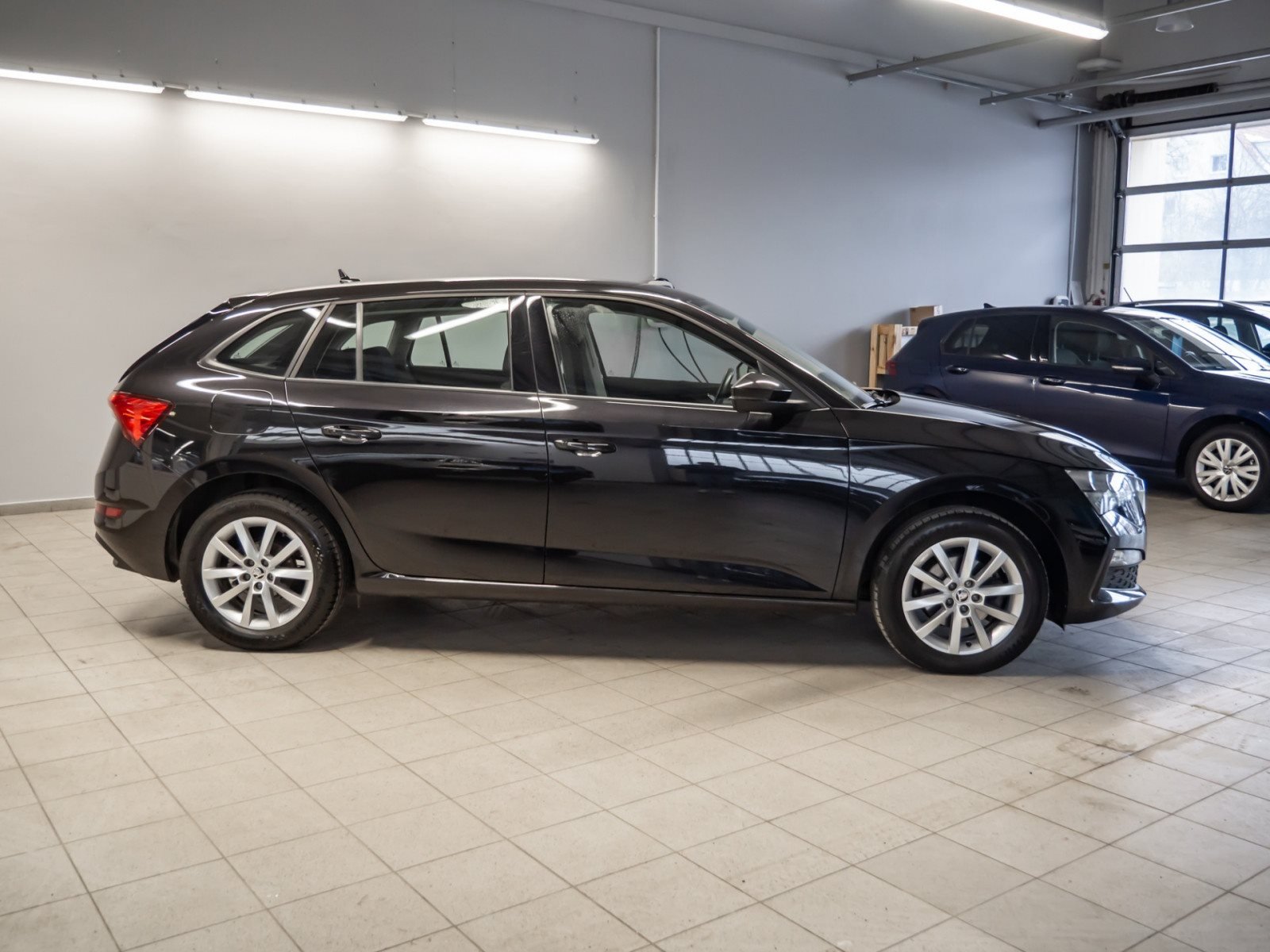 Scala AMBITION TSI+ALU 16+SITZHEIZUNG+LED+KLIMA+MIRROR LINK+FRONT ASSIST+RADIO