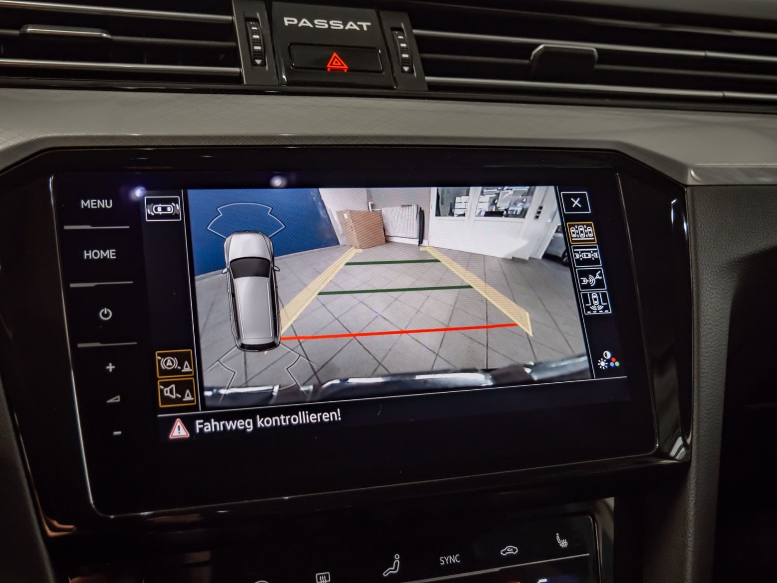 Passat Variant GTE DSG+ALU 17+LED-MATRIX+RÜCKFAHRKAMERA+TRAVEL ASSIST+NAVI PRO+ACC+APP