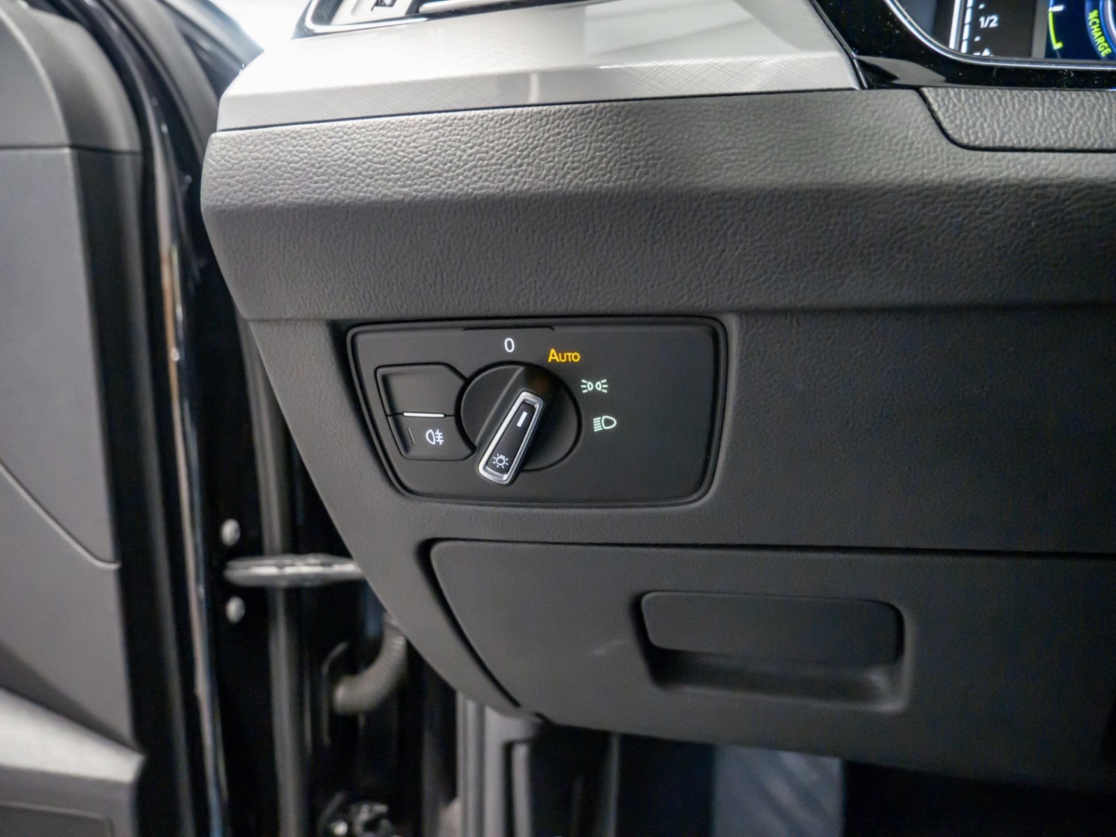 Passat Variant GTE DSG+ALU 17+LED-MATRIX+RÜCKFAHRKAMERA+TRAVEL ASSIST+NAVI PRO+ACC+APP