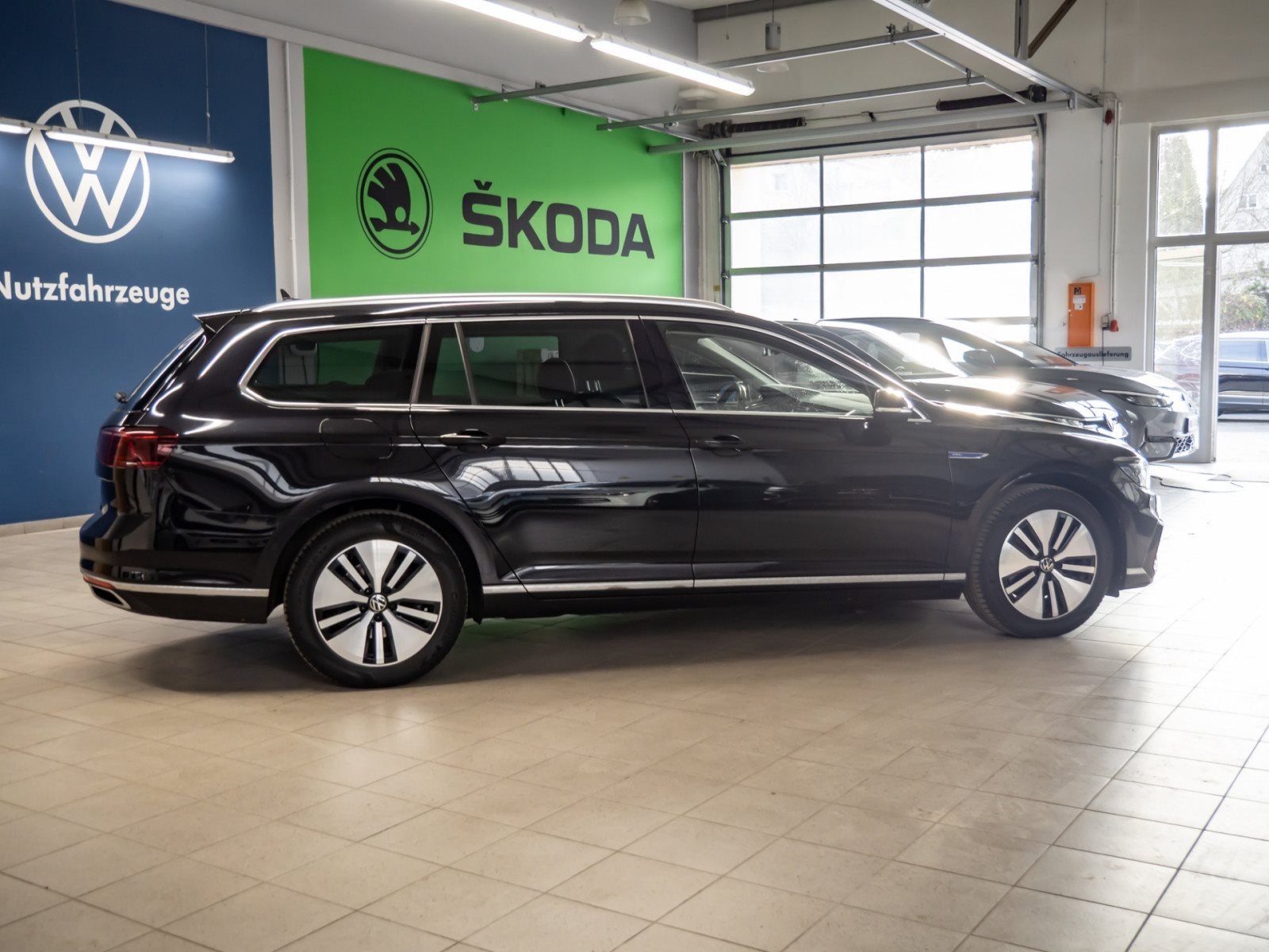 Passat Variant GTE DSG+ALU 17+LED-MATRIX+RÜCKFAHRKAMERA+TRAVEL ASSIST+NAVI PRO+ACC+APP