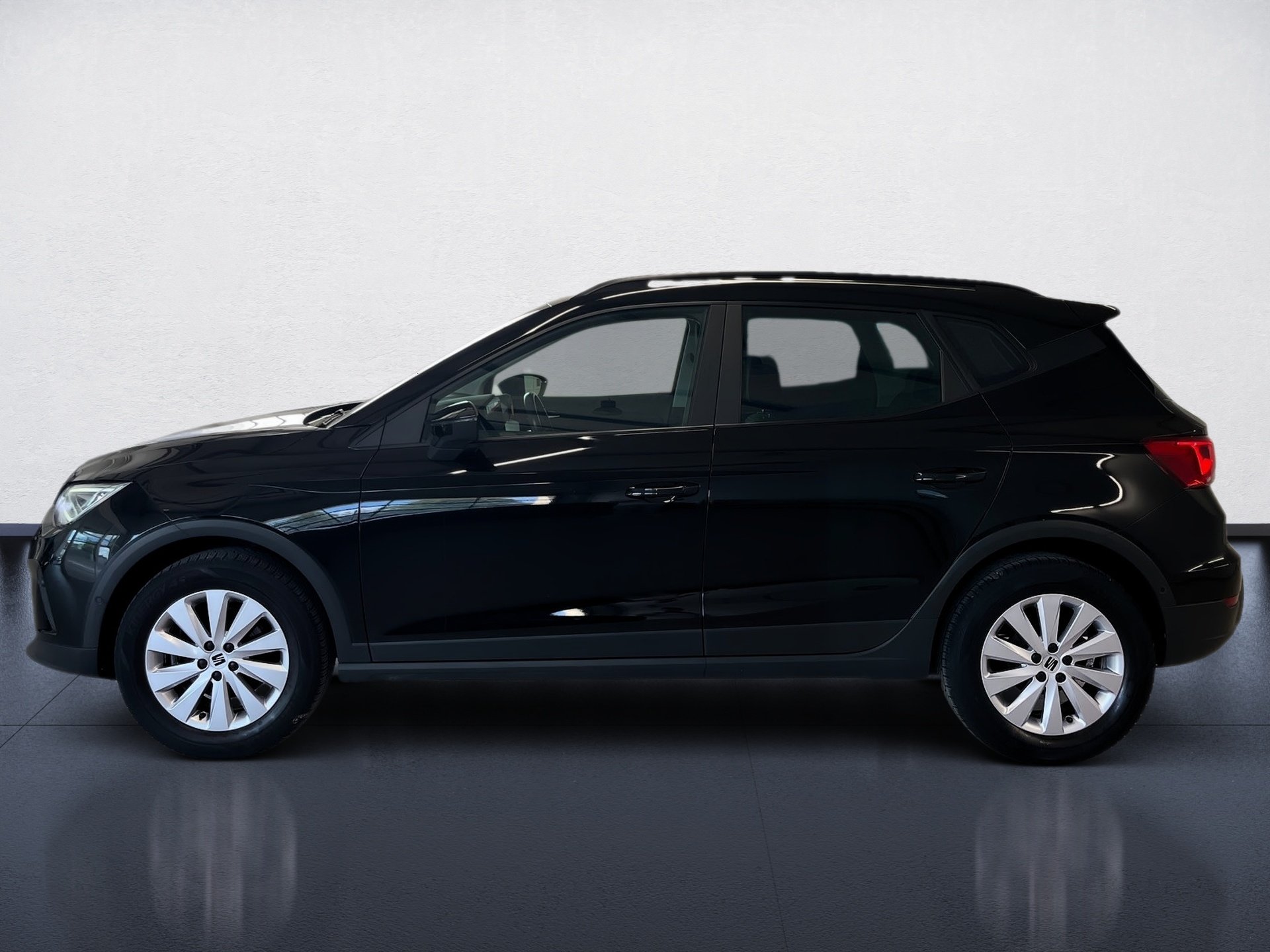 Arona STYLE TSI DSG+ALU 16RÜCKFAHRKAMERA+NAVI+LED+ACC+MIRROR LINK +KLIMA