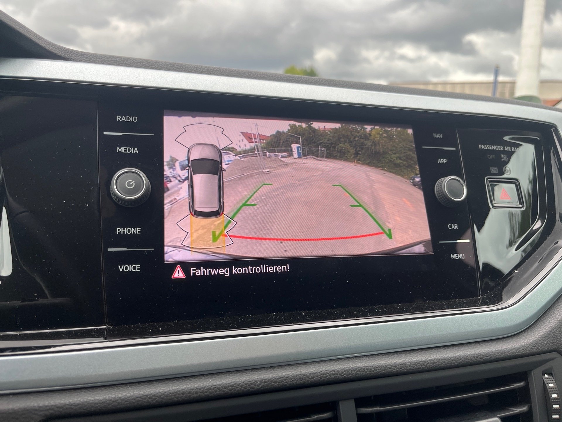 Polo GOAL TSI DSG+ALU 15+RÜCKFAHRKAMERA+SITZHEIZUNG+LED+APP CONNECT+KLIMA