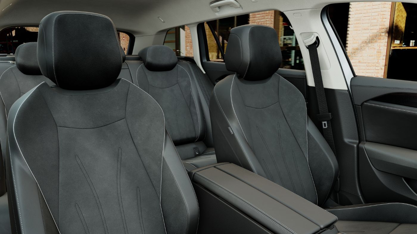 Passat Variant BUSINESS eTSI DSG+AHK+ALU 17+360° KAMERA+TRAVEL ASSIST+NAVI+LED+APP CONN