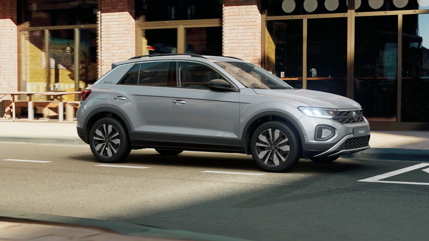 T-ROC LIFE TSI+ALU 17+TRAVEL ASSIST+EINPARKHILFE+NAVI+ACC+APP CONNECT+PARK ASS