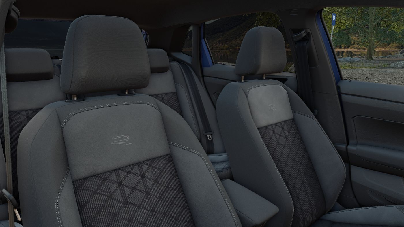 Polo R-LINE TSI DSG+ALU 16+TRAVEL ASSIST+LED-MATRIX+NAVI+KEYLESS+APP CONNECT
