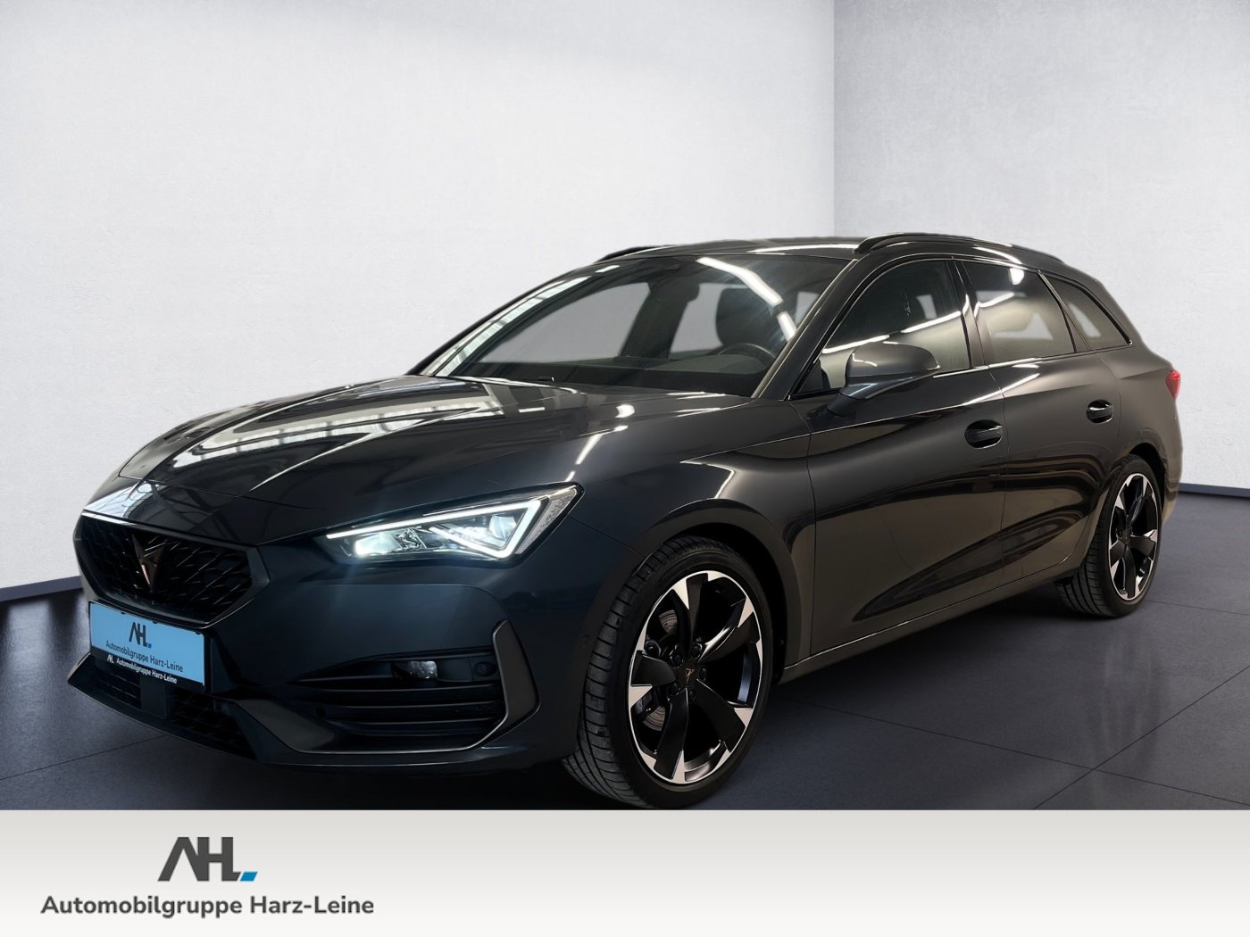 Leon Sportstourer eTSI DSG+ALU 18RÜCKFAHRKAMERA+KEYLESS+NAVI+PARK ASSIST+LED+ACC+KLIMA