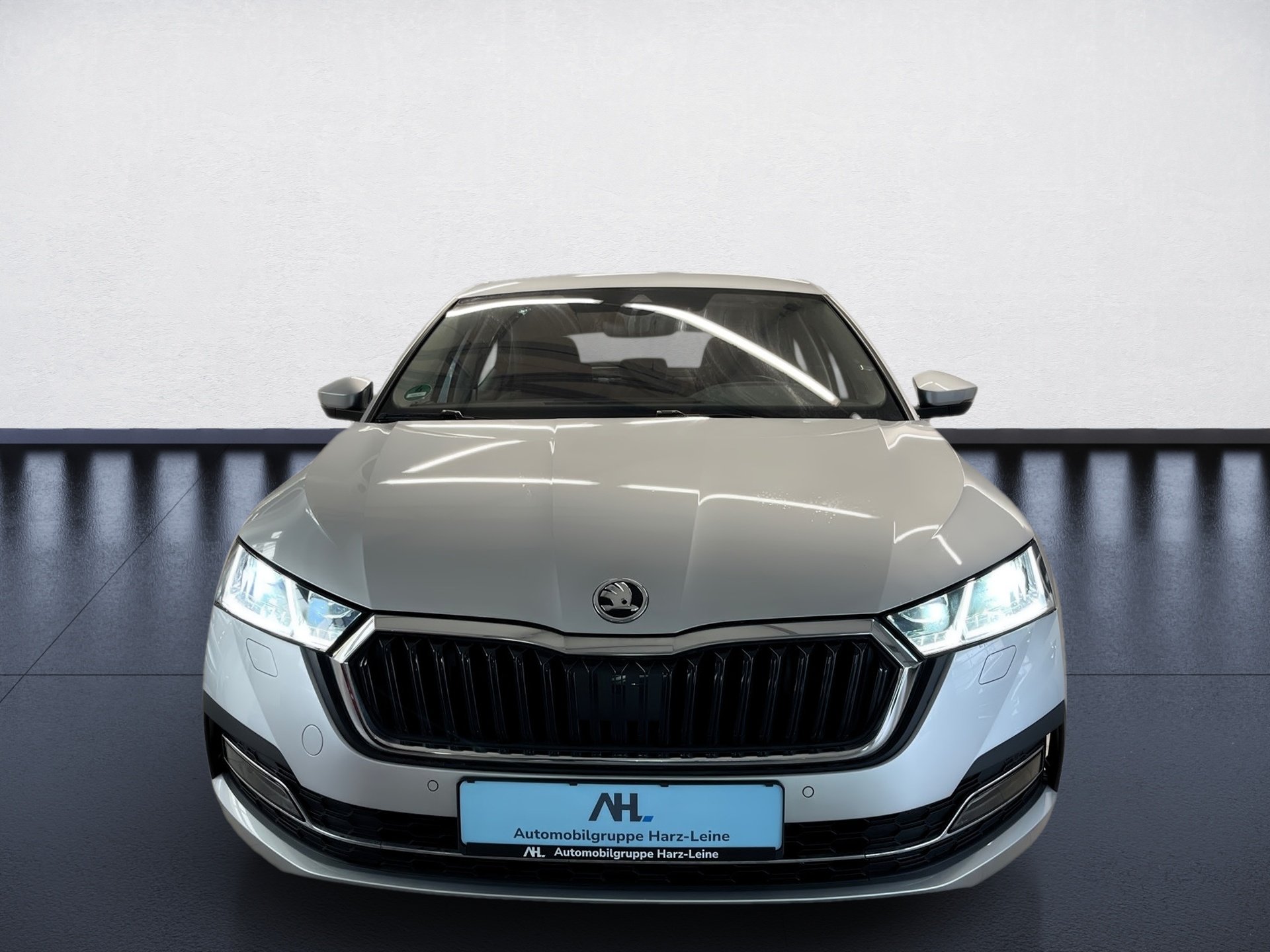 Octavia STYLE iV TSI DSG+ALU 18+RÜCKFAHRKAMERA+ELK SITZE+KEYLESS+LED-MATRIX+SMAR