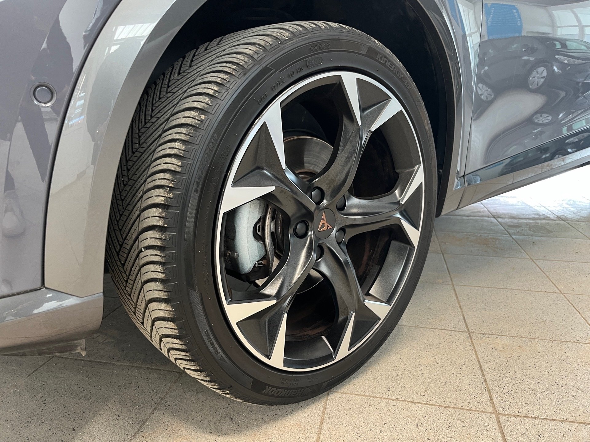 Formentor TSI DSG+ALU 19+AHK+NAVI+LED+RÜCKFAHRKAMERA+FULL LINK+KLIMA+PARK ASSIST