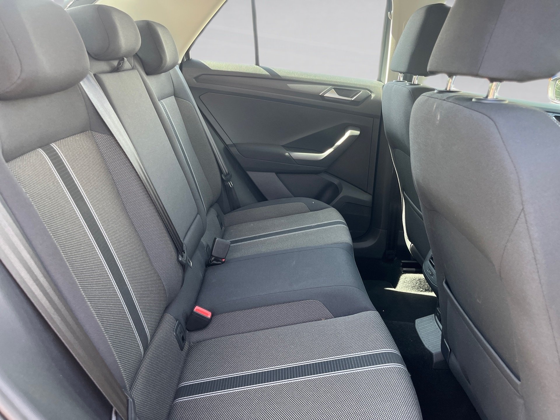 T-Roc Style STYLE TSI+ALU 17+EINPARKHILFE+NAVI+LED+TELEFONSCHNITTSTELLE+KOMFORT