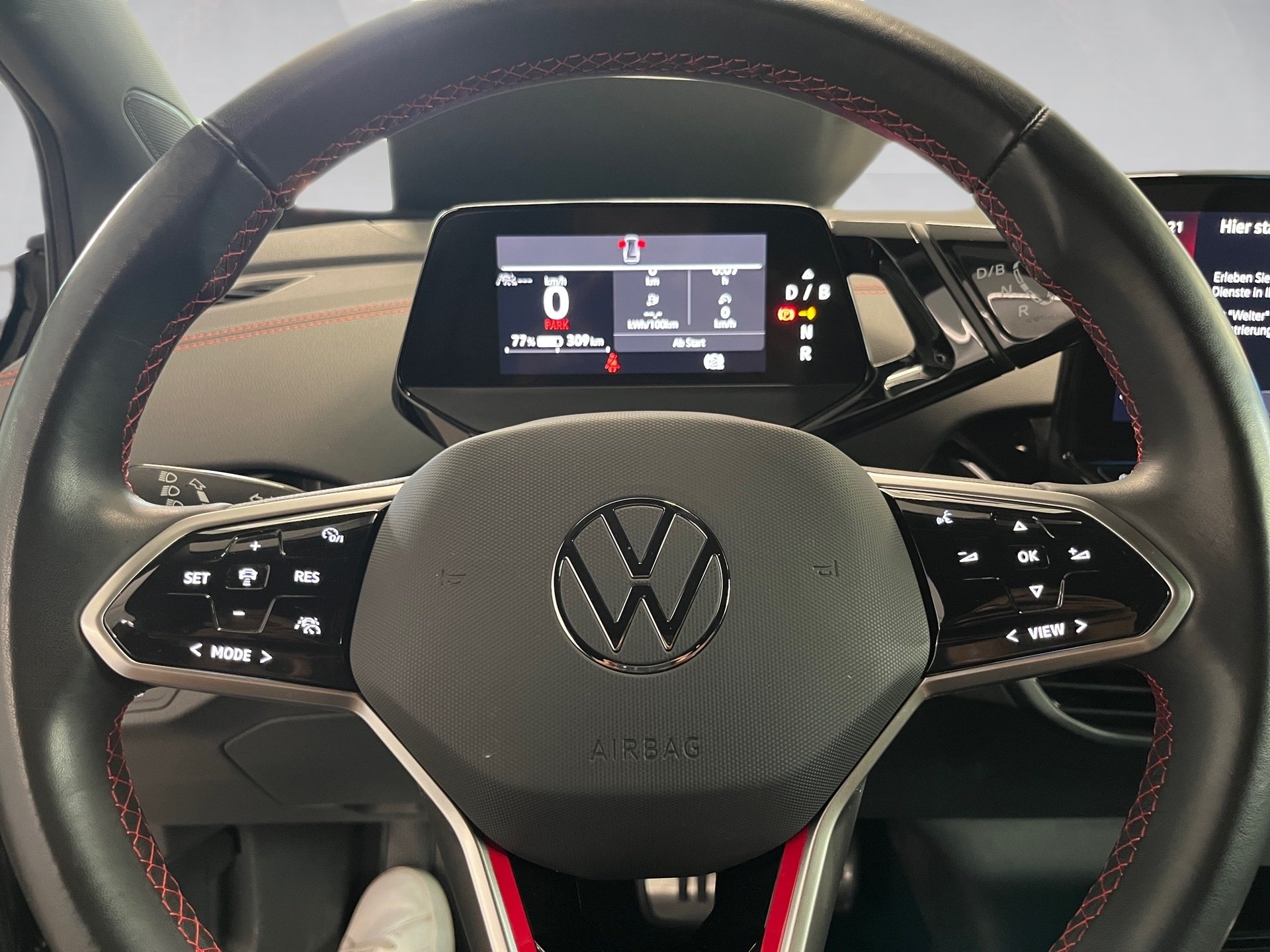 ID.4 GTX 4MOTION+ALU 20+AREA VIEW+ACC+IQ.DRIVE+LED-MATRIX+APP CONNECT+NAVI