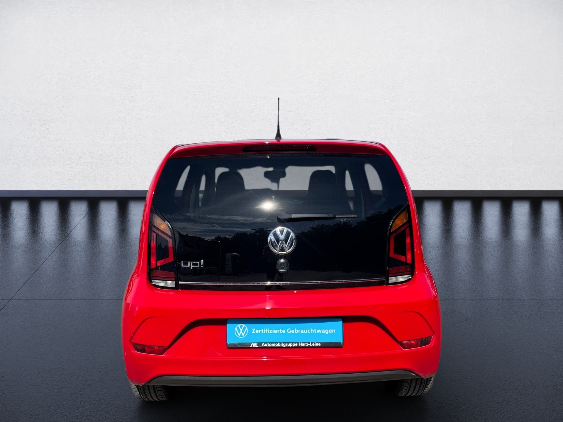 up! HIGH+ALU 16+SITZHEIZUNG+KLIMA+RADIO+USB+ELK FENSTERHEBER+LED-TAGFAHRLIC