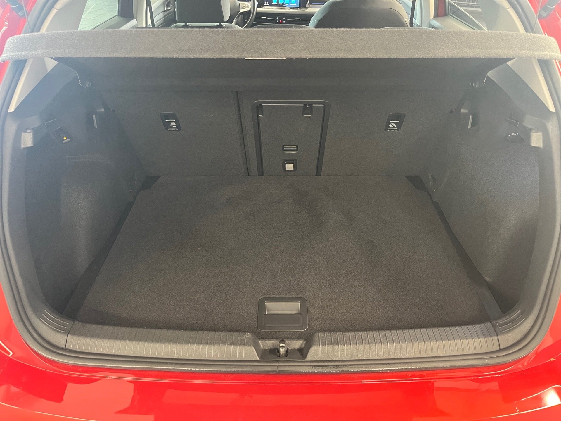 Golf VIII ACTIVE TSI+ALU 16+AHK+RÜCKFAHRKAMERA+NAVI+LED+APP CONNECT+KLIMA+SITZHEIZ