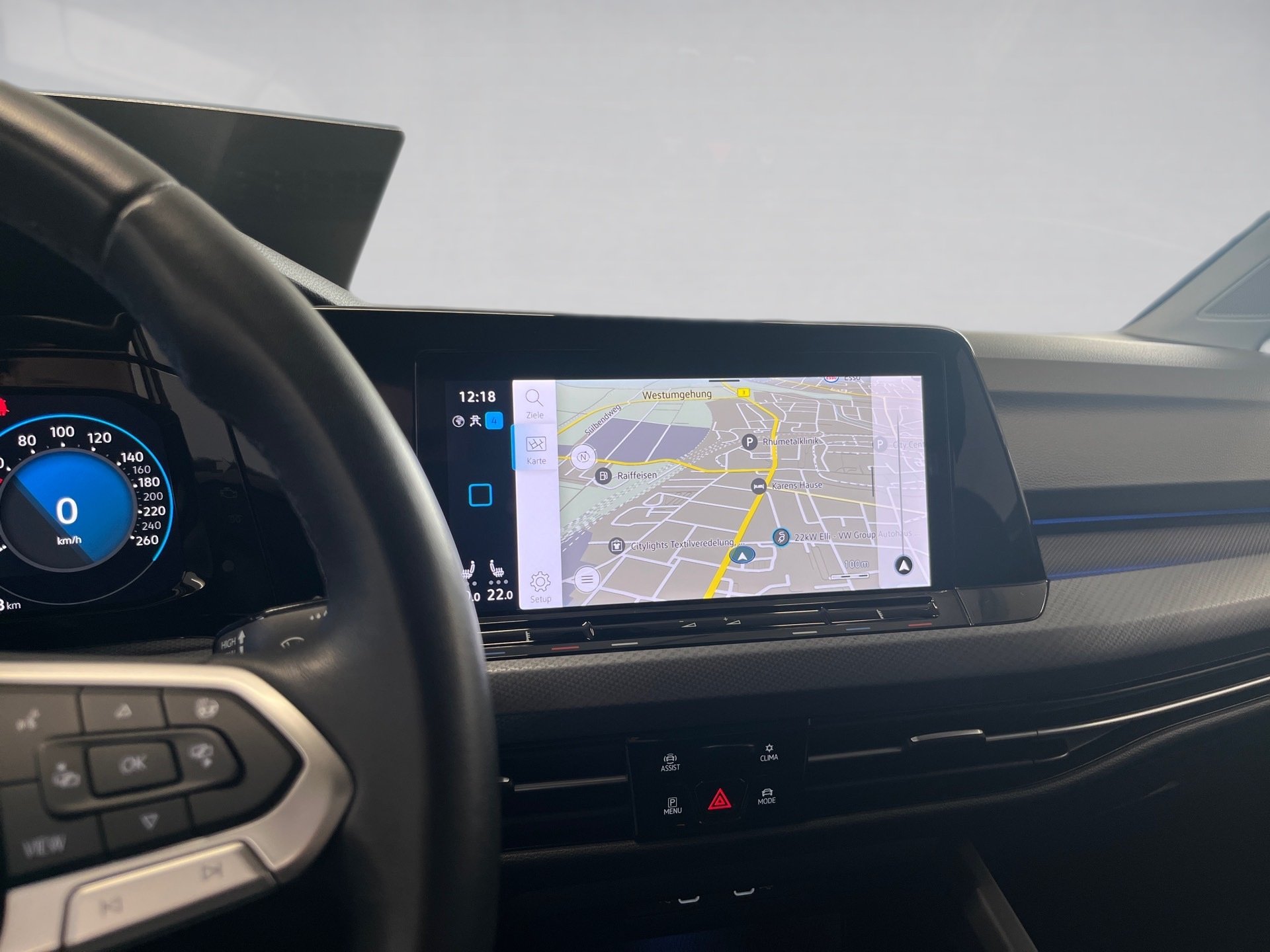 Golf VIII ACTIVE TSI+ALU 16+AHK+RÜCKFAHRKAMERA+NAVI+LED+APP CONNECT+KLIMA+SITZHEIZ