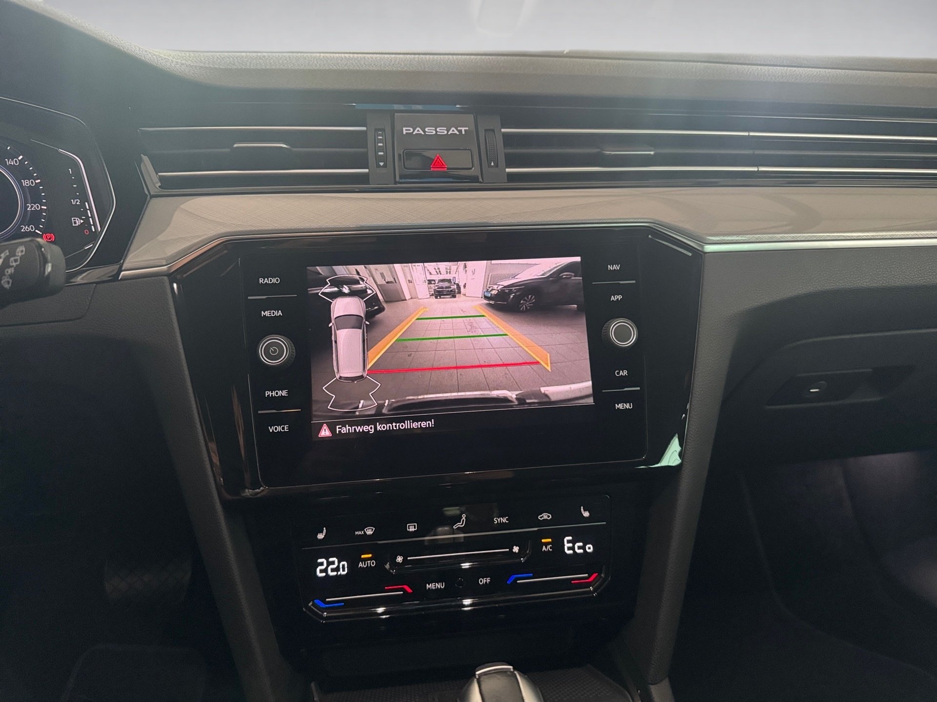Passat Variant GTE eHybrid DSG+ALU 18+RÜCKFAHRKAMERA+TRAVEL ASSIST+ACC+LED+APP CONNECT