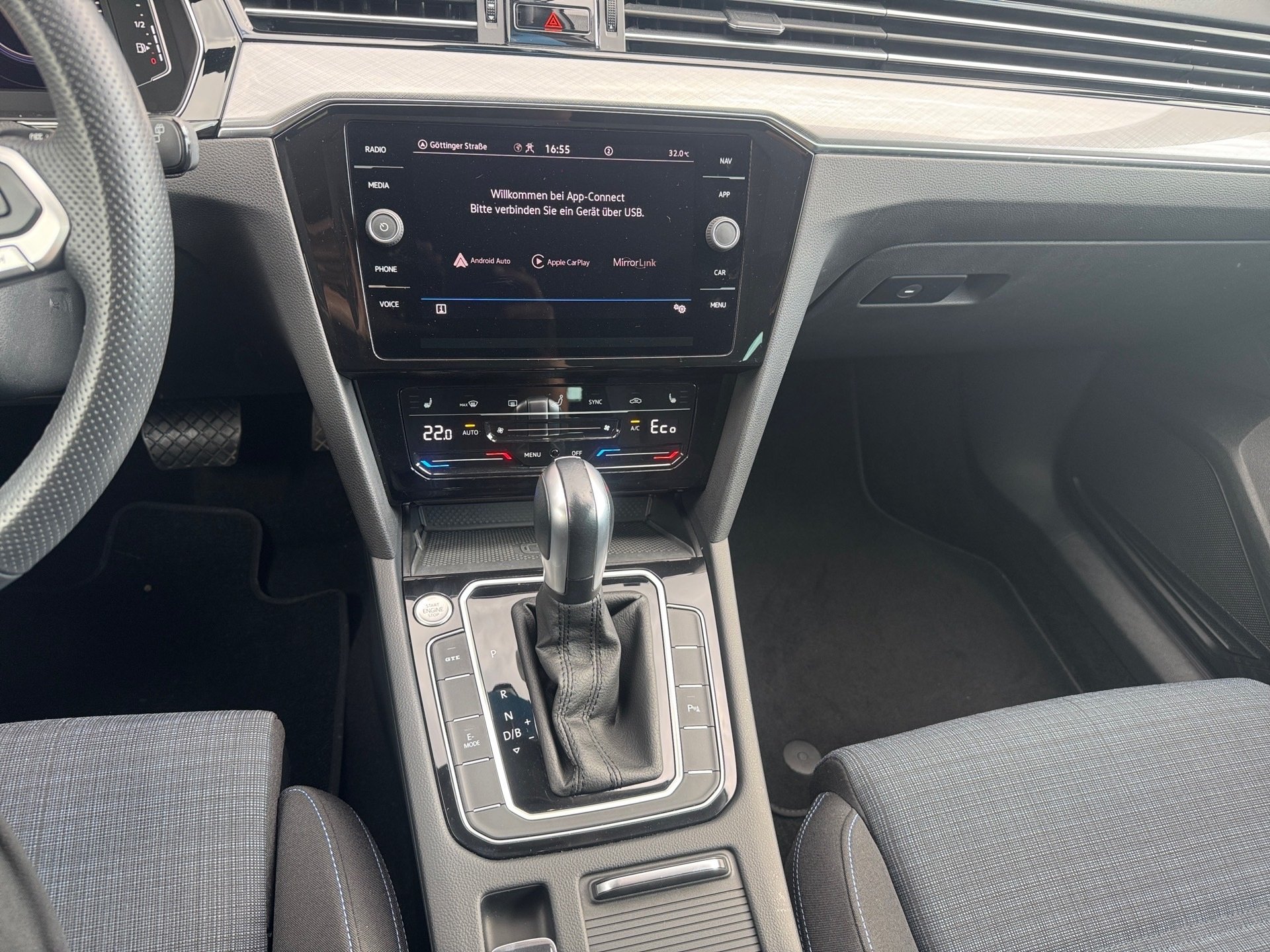 Passat Variant GTE eHybrid DSG+ALU 18+RÜCKFAHRKAMERA+TRAVEL ASSIST+ACC+LED+APP CONNECT