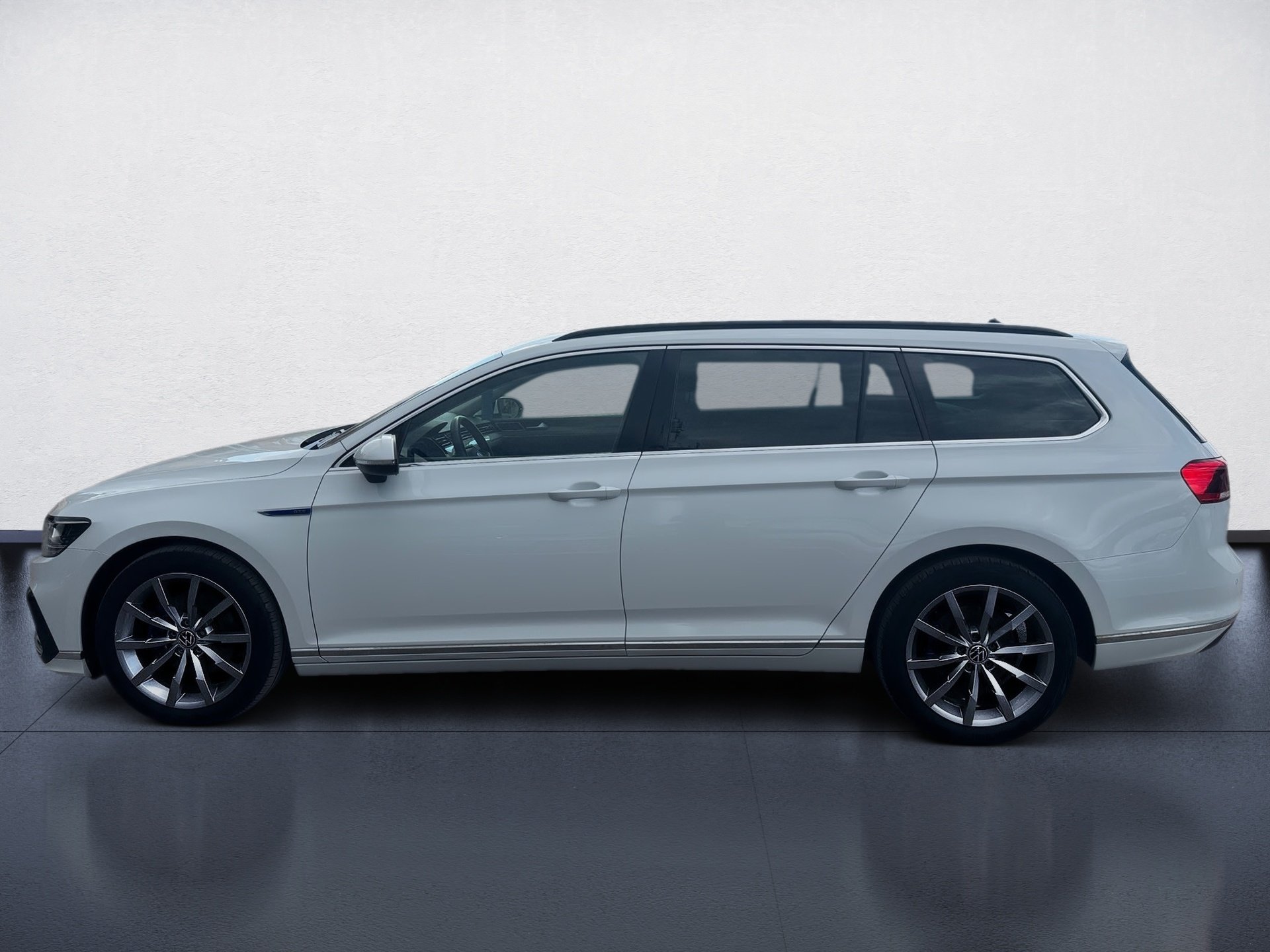 Passat Variant GTE eHybrid DSG+ALU 18+RÜCKFAHRKAMERA+TRAVEL ASSIST+ACC+LED+APP CONNECT