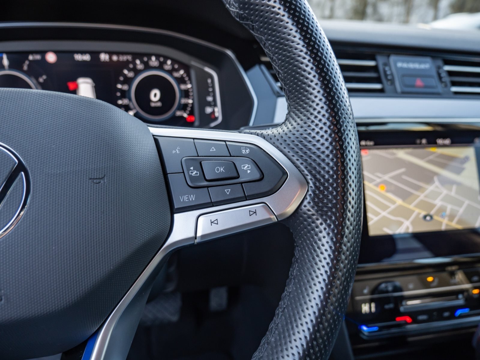 Passat Variant GTE DSG+ALU 18+DCC+TRAVEL ASSIST+RÜCKFAHRKAMERA+APP CONNECT+KLIMA