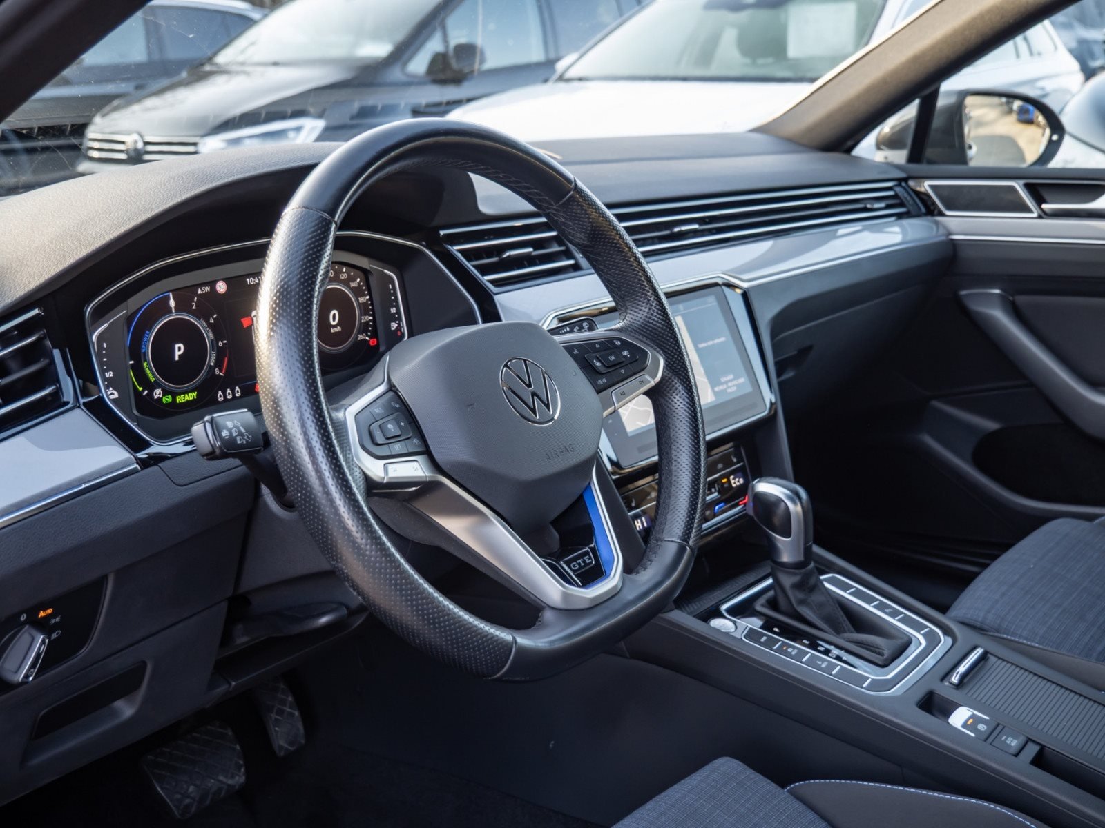 Passat Variant GTE DSG+ALU 18+DCC+TRAVEL ASSIST+RÜCKFAHRKAMERA+APP CONNECT+KLIMA