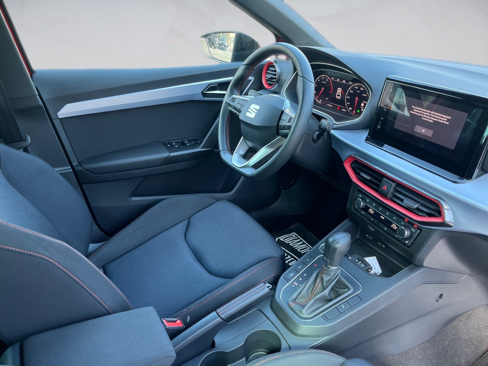 Ibiza FR TSI DSG+ALU 16+RÜCKFAHRKAMERA+NAVI+SITZHEIZUNG+LED+STAUASSISTENT+MIRR