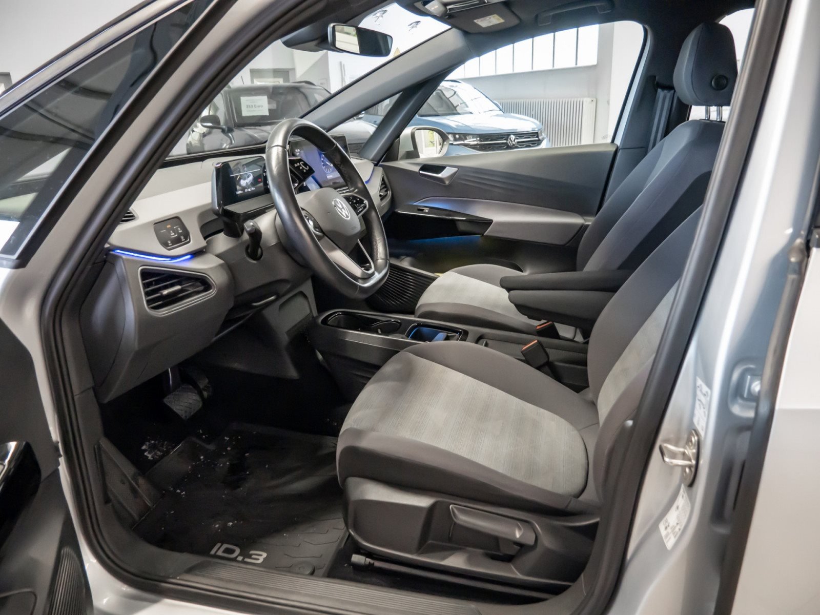 ID.3 PURE PERFORMANCE+ACC+LED+NAVI PRO+KLIMA+EINPARKHILFE+APP CONNECT+SITZHEIZU