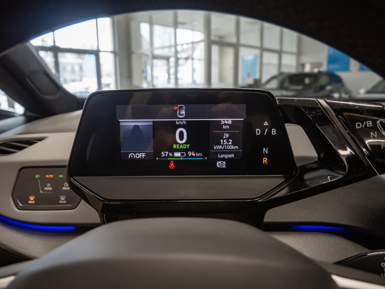 ID.3 PURE PERFORMANCE+ACC+LED+NAVI PRO+KLIMA+EINPARKHILFE+APP CONNECT+SITZHEIZU