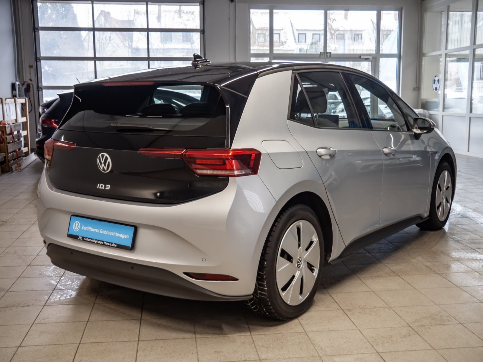 ID.3 PURE PERFORMANCE+ACC+LED+NAVI PRO+KLIMA+EINPARKHILFE+APP CONNECT+SITZHEIZU