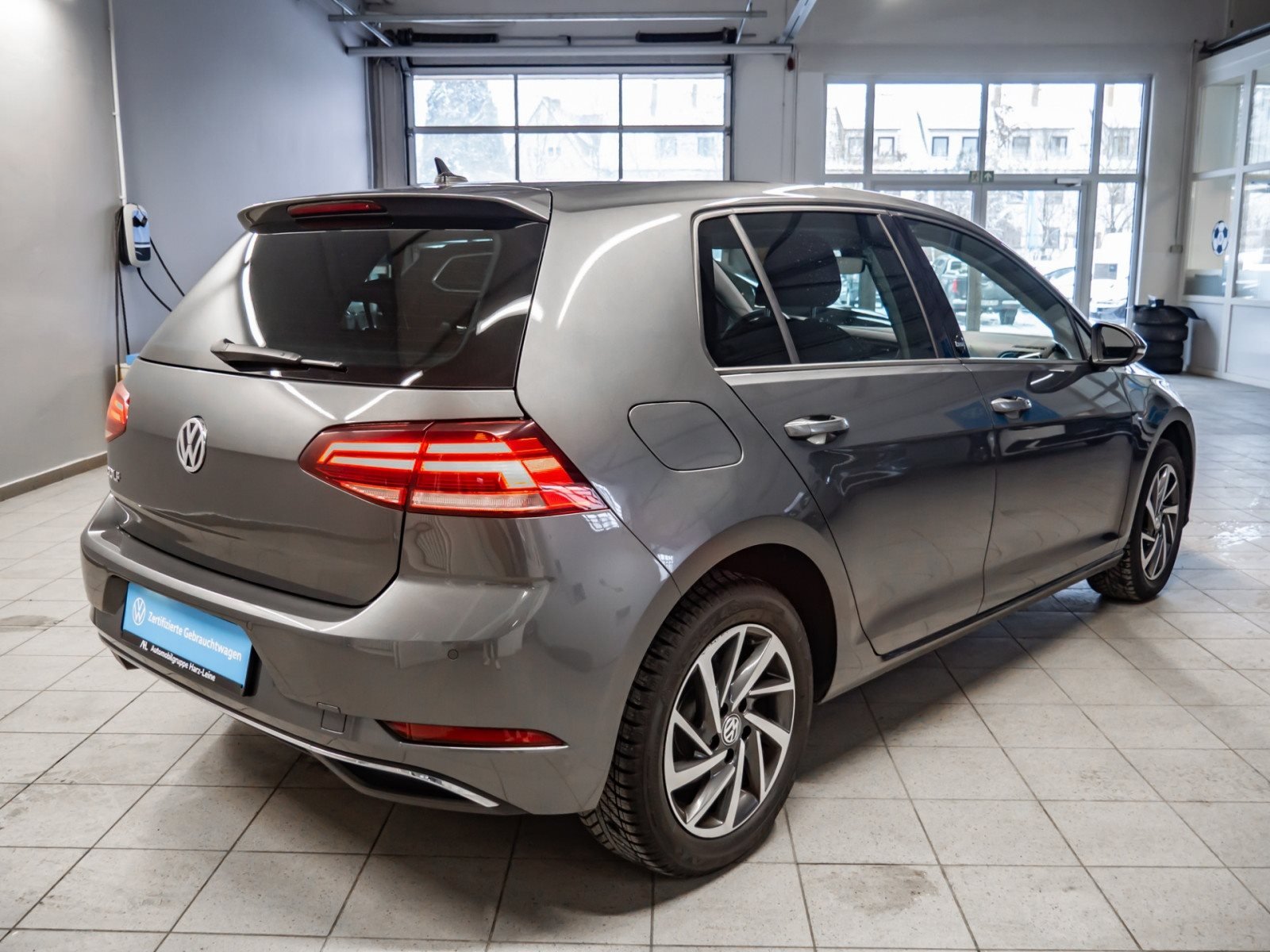 Golf VII SOUND TSI+AHK+ALU 16+SITZHEIZUNG+ACC+EINPARKHILFE+KLIMA+APP CONNECT