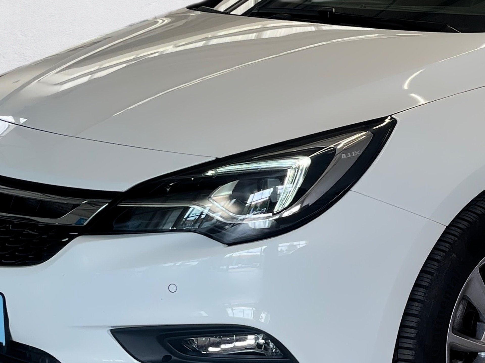 Astra DYNAMIC+ALU 16+NAVI+LED-MATRIX+EINPARKHILFE+RADIO+KLIMA+SITZHEIZUNG