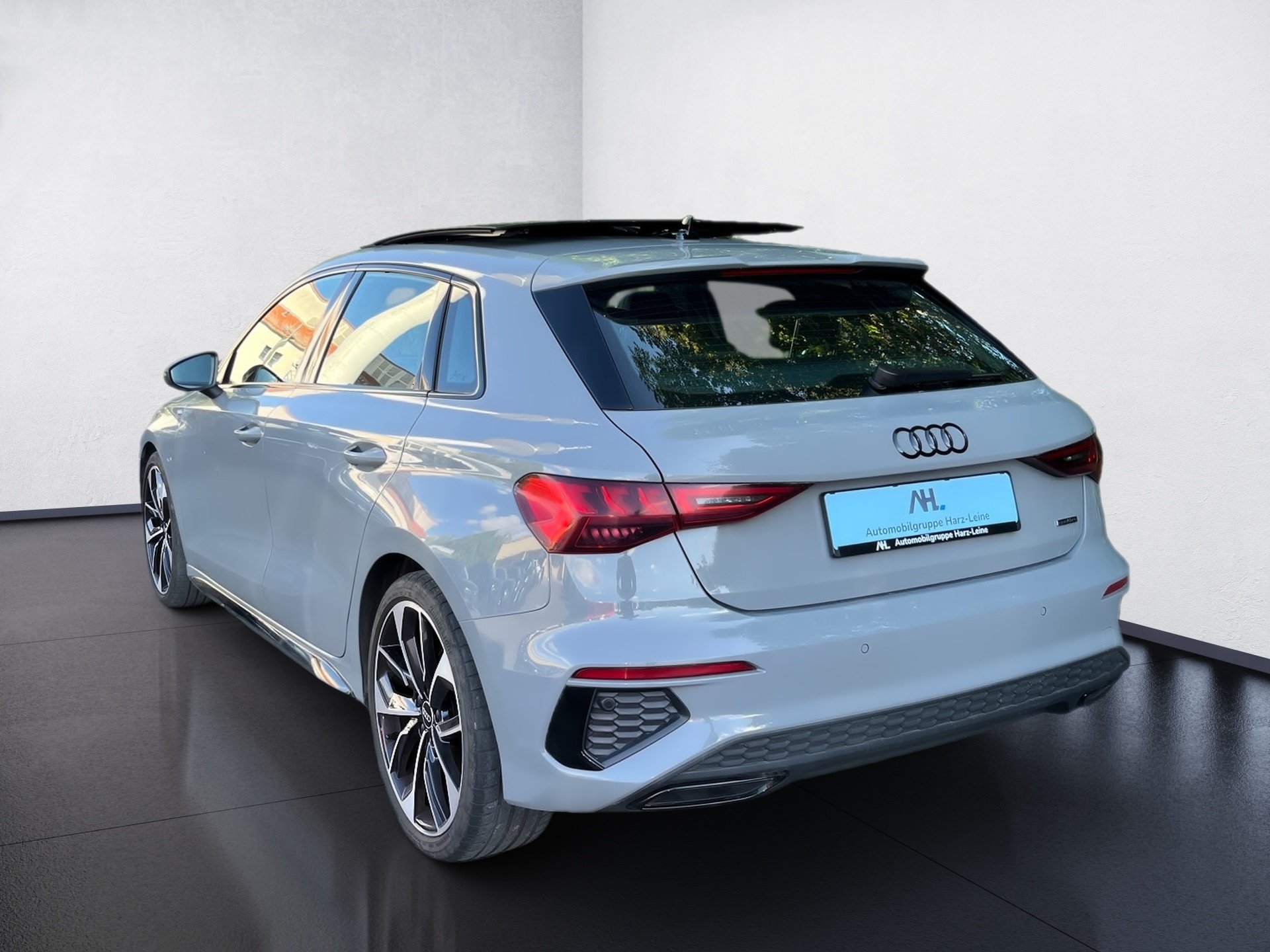 A3 Sportback S LINE TFSI DSG+ALU 19+PANO+EINPARKHILFE+LED+SPEED LIMITER+DAB
