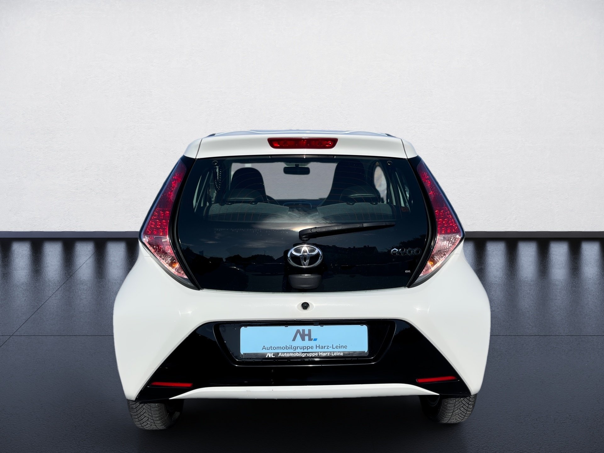 Aygo RÜCKFAHRKAMERA+FALTDACH+BLUETOOTH+KLIMA+X-BUSINESS-PAKET+SITZHEIZUNG