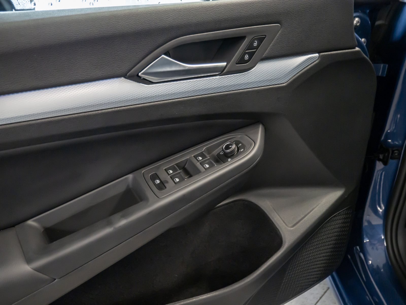 Golf VIII GOAL eTSI DSG+ALU 16+LED-MATRIX+RÜCKFAHRKAMERA+SPORTFAHRWERK+TRAVEL ASSI