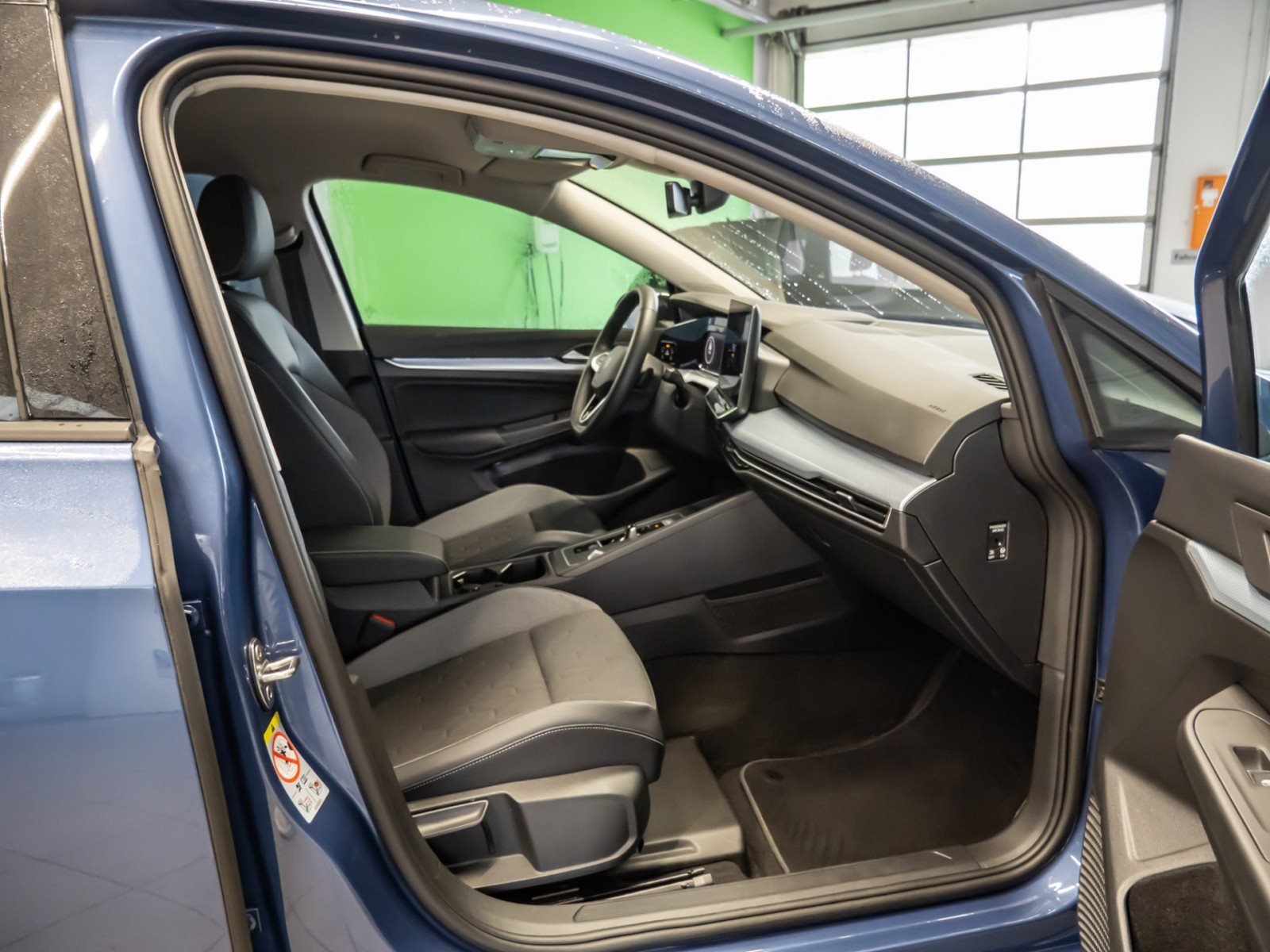 Golf VIII GOAL eTSI DSG+ALU 16+LED-MATRIX+RÜCKFAHRKAMERA+SPORTFAHRWERK+TRAVEL ASSI