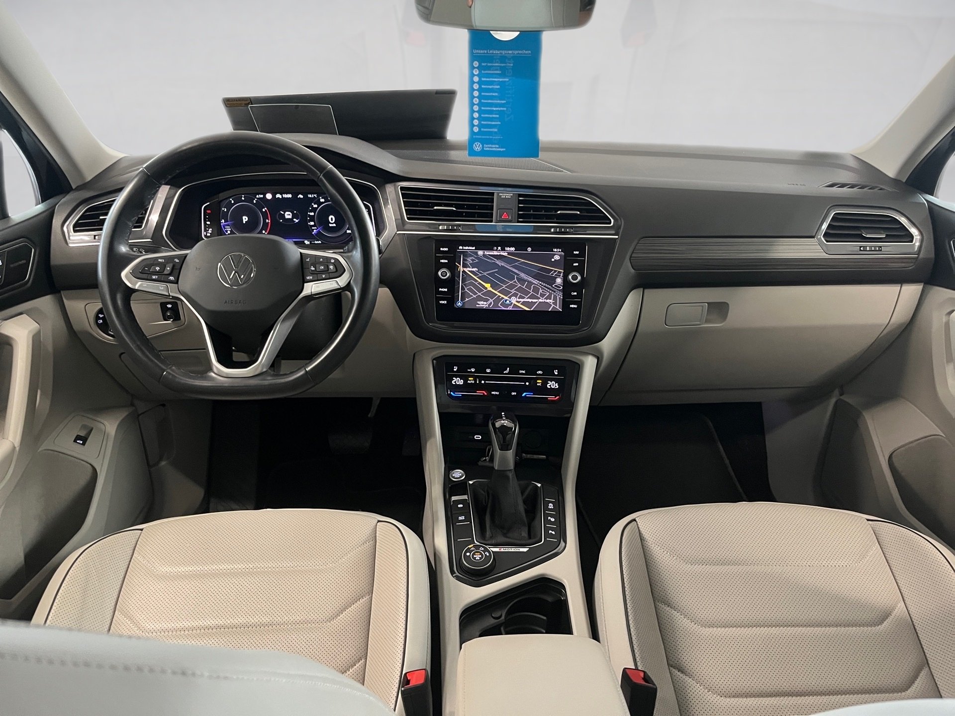 Tiguan Allspace ELEGANCE TSI DSG 4MOTION+ALU 19+AHK+LEDER+HARMAN/KARDON+LED-MATRIX+HUD