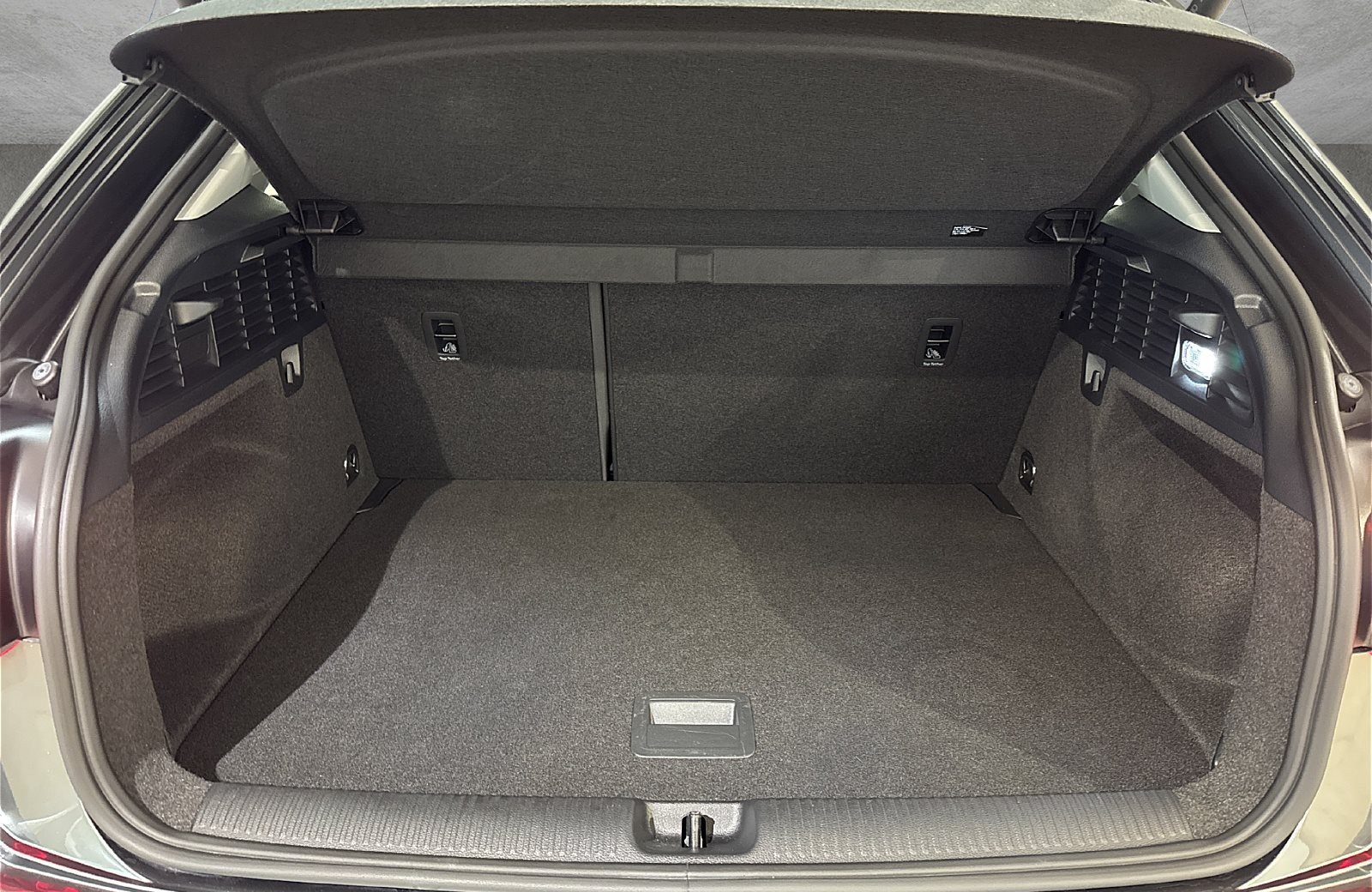 Q2 35 1.5 TFSI S line S tronic Matrix LED RFK Navi