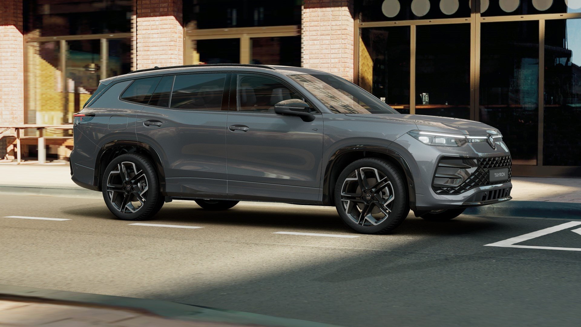 Tayron 1.5 eHybrid R-Line Black Style AHK Pano RFK HuD