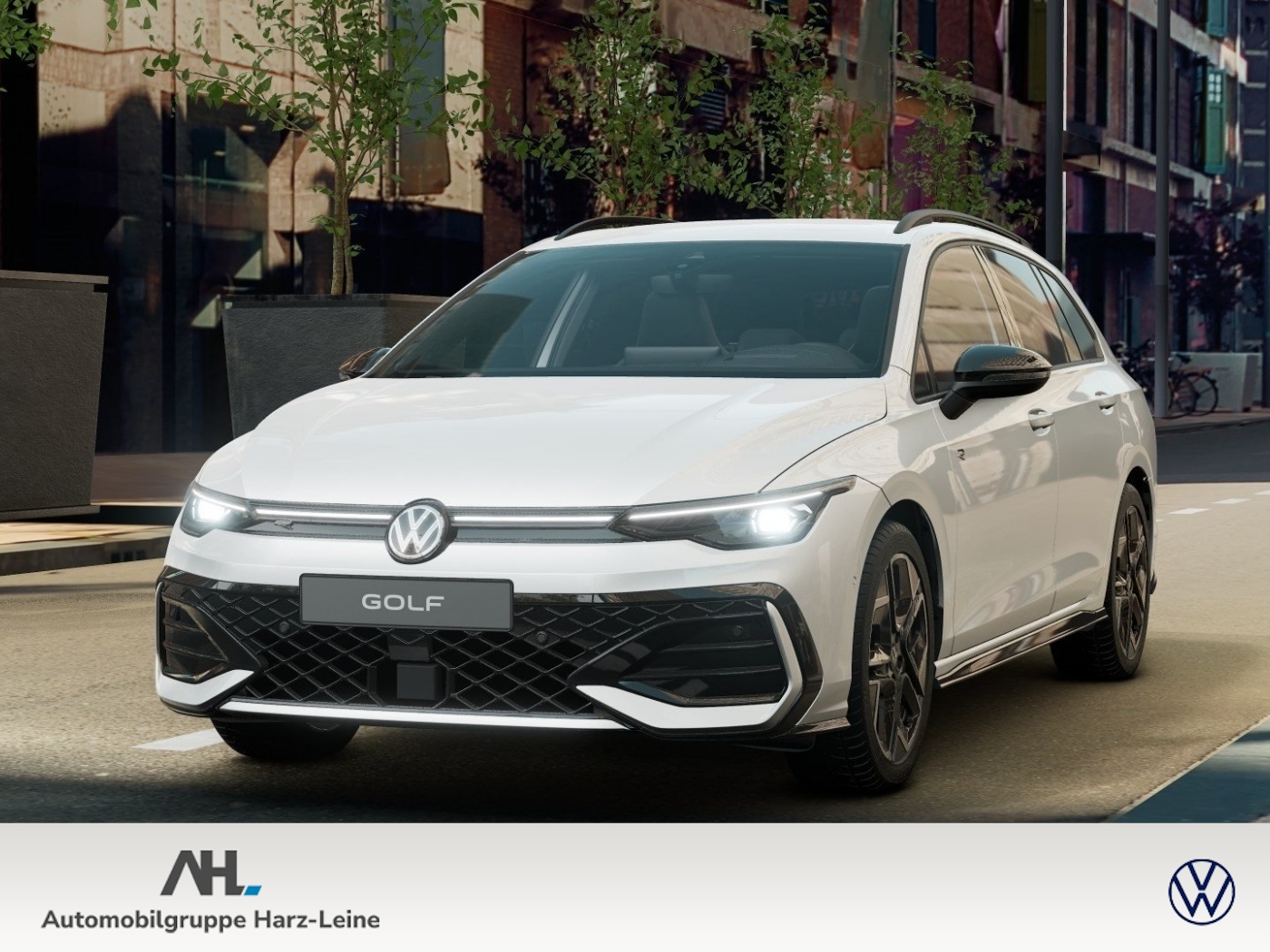 Golf VIII Variant 1.5 l eTSI R-Line BlackStyle RFK IQ.L...