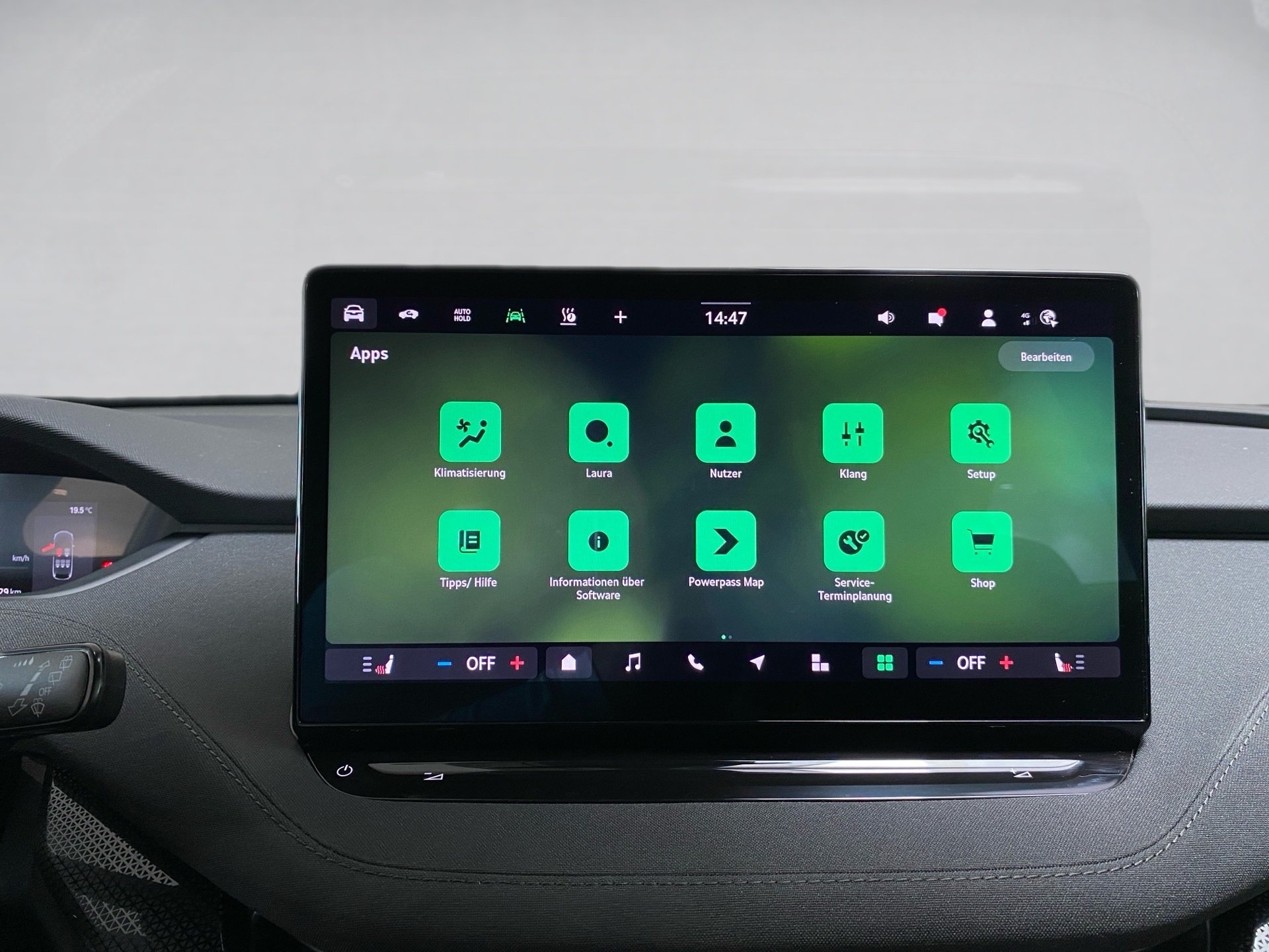 Elroq 50 Tour SmartLink Navi RFK LED 2xKlima AUT