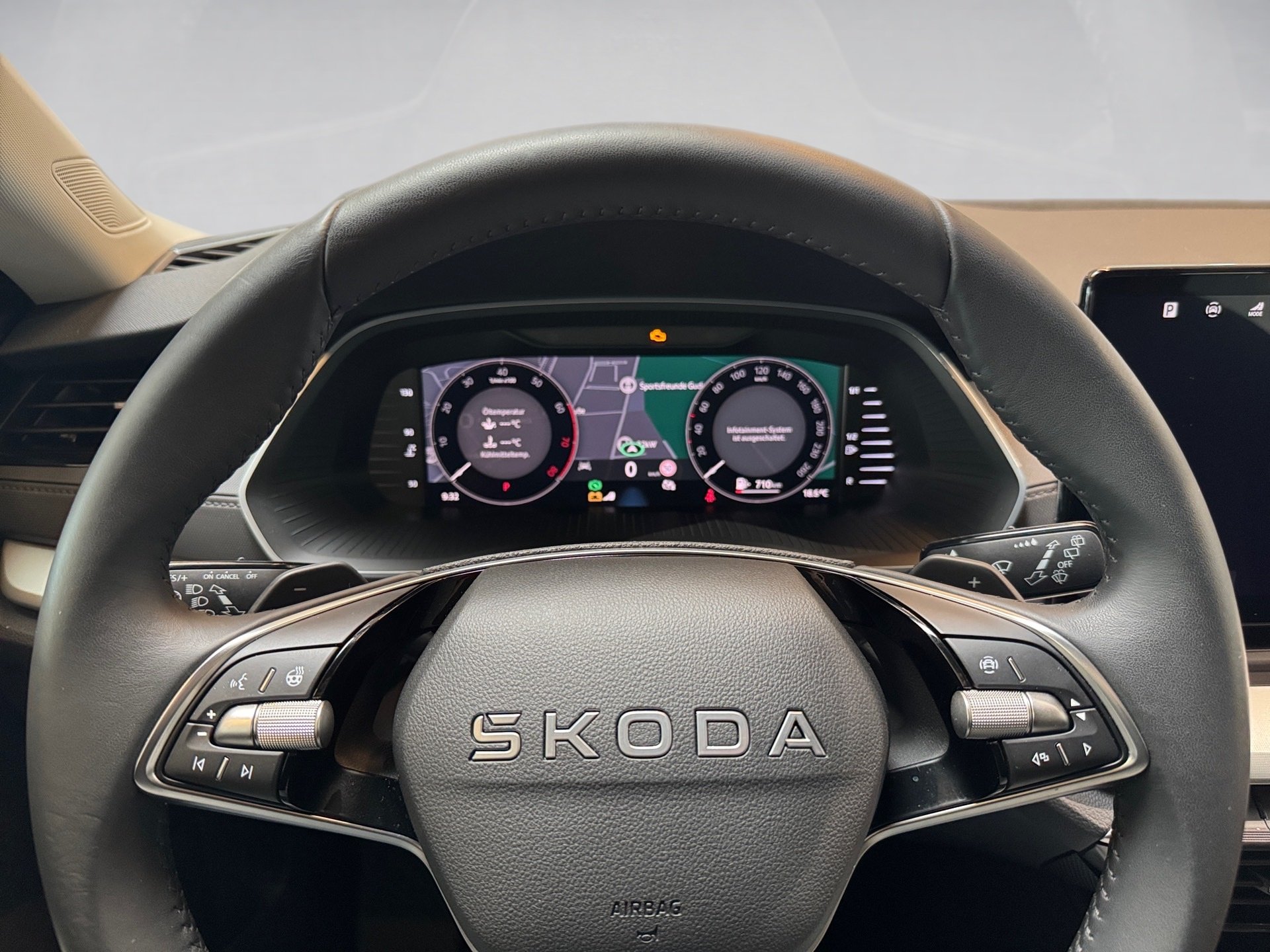 Octavia Combi 1.5 TSI Selection DSG PDC LED Navi