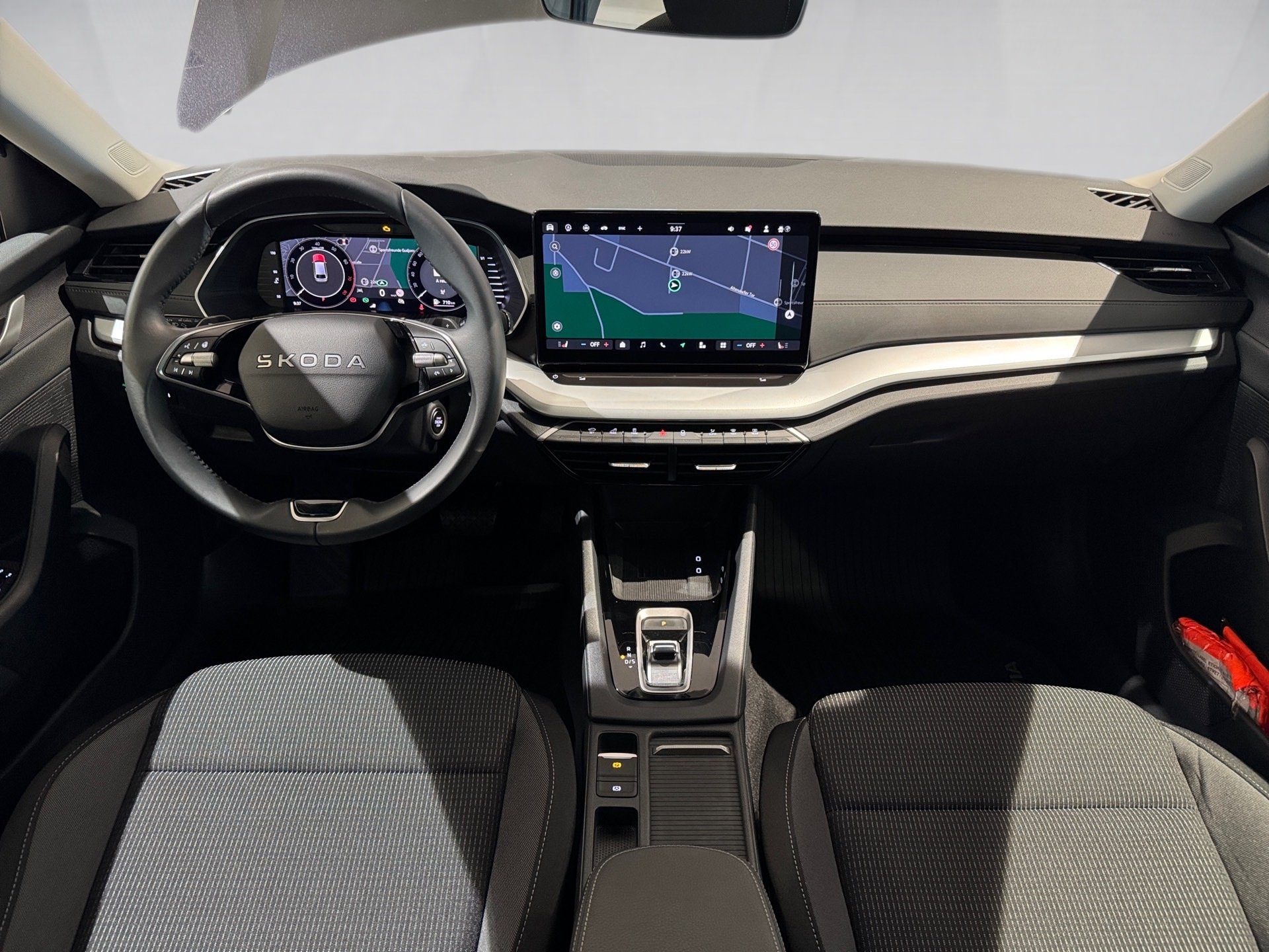 Octavia Combi 1.5 TSI Selection DSG PDC LED Navi