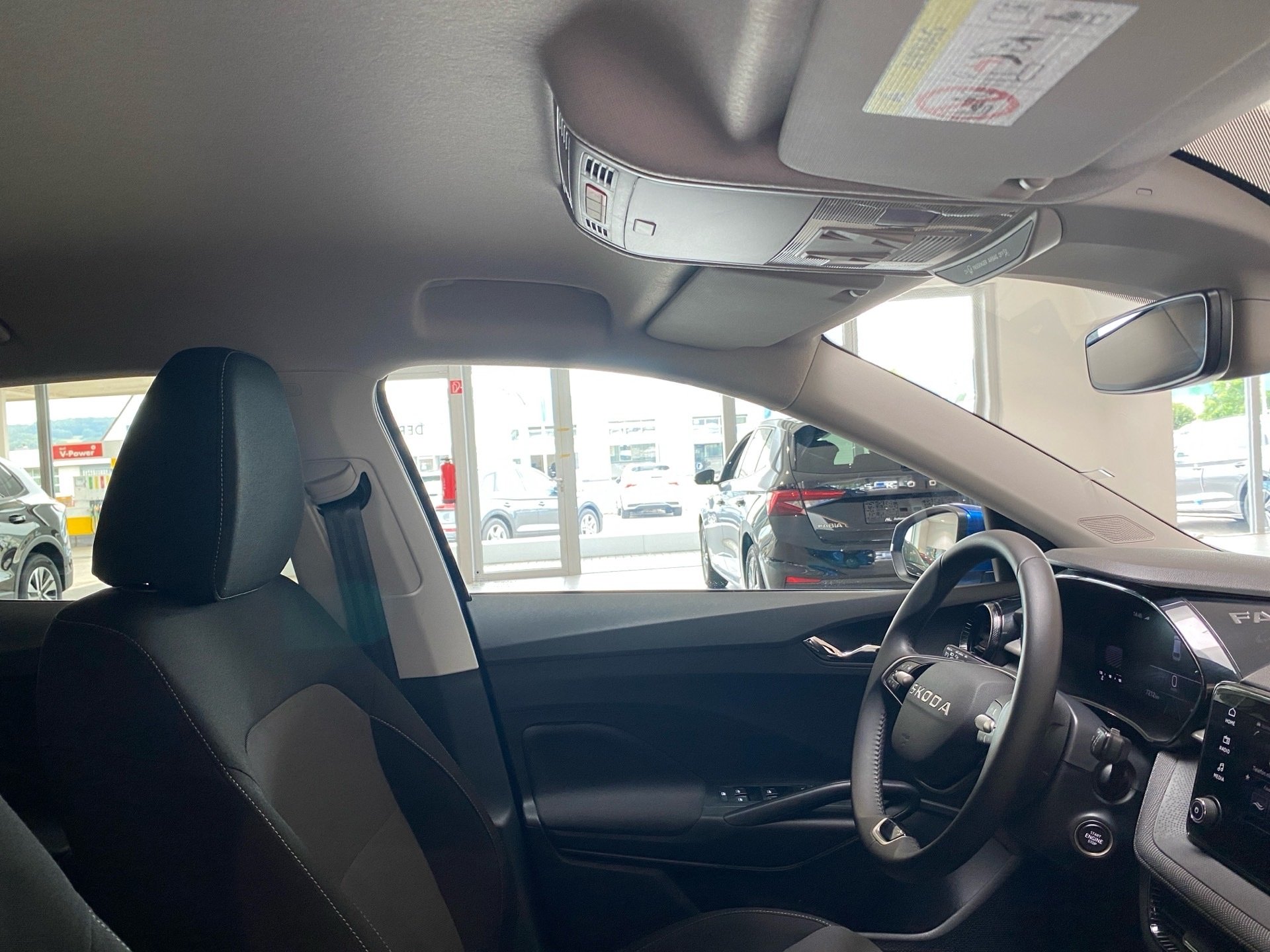 Fabia 1.0 TSI Tour SmartLink DAB LED RFK PDC LED