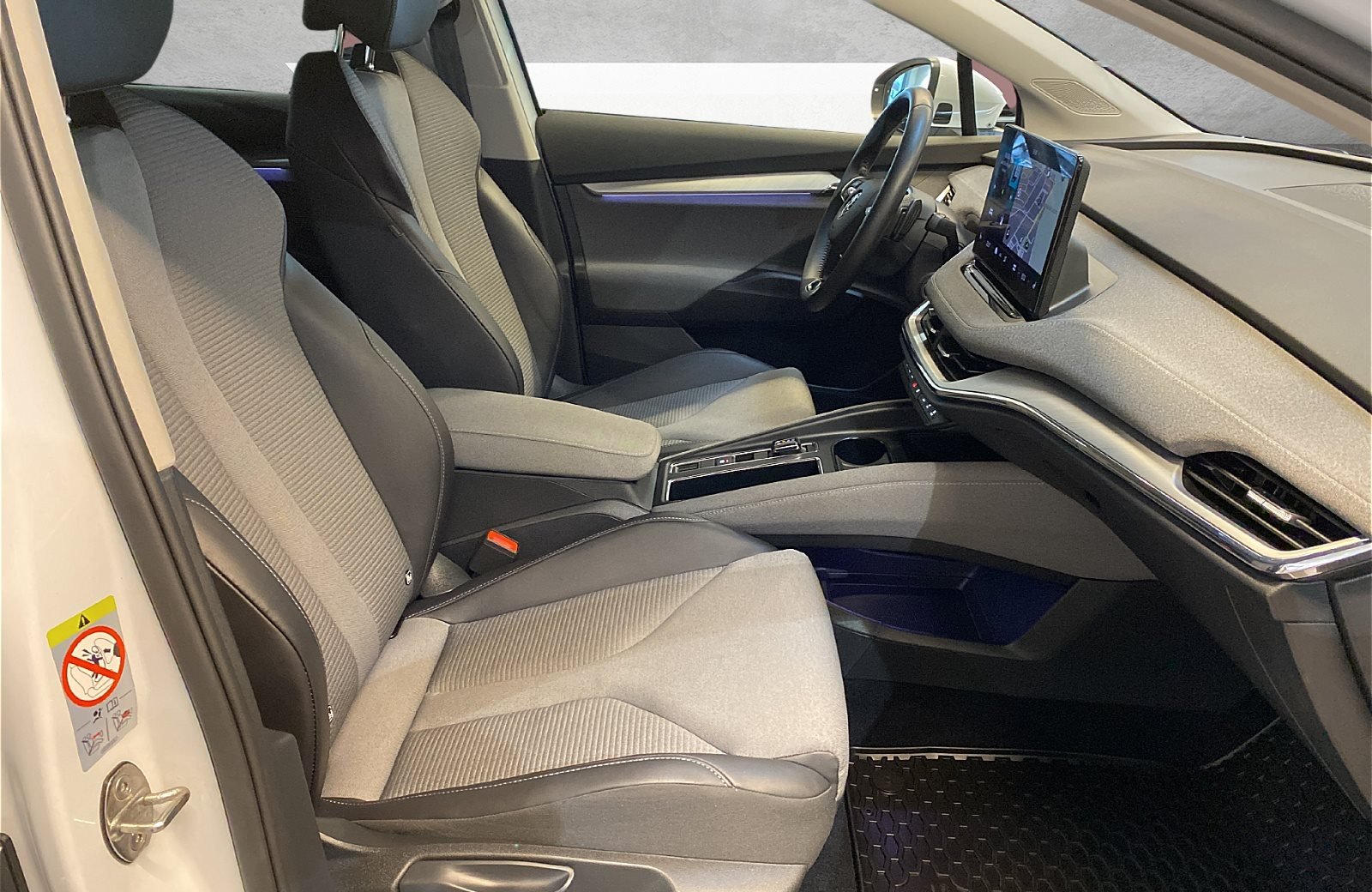 Enyaq iV 80 Loft Navi RFK LED DAB PDC ACC AUT LM