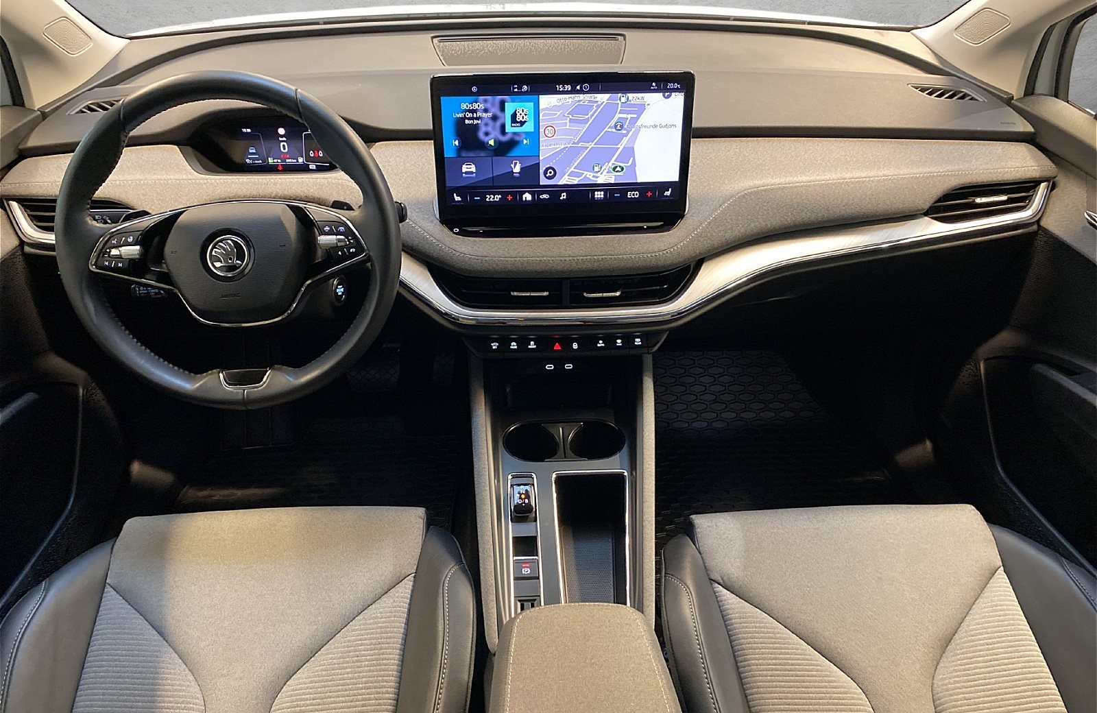 Enyaq iV 80 Loft Navi RFK LED DAB PDC ACC AUT LM