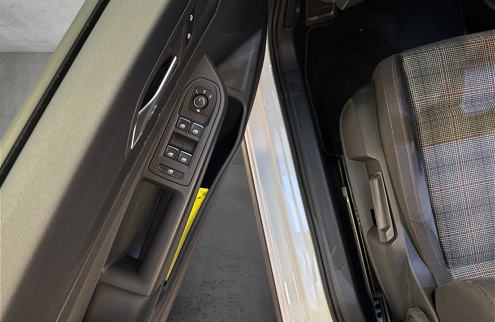 Golf VIII 2.0 TSI GTI DSG AppConnect LED LaneAssist