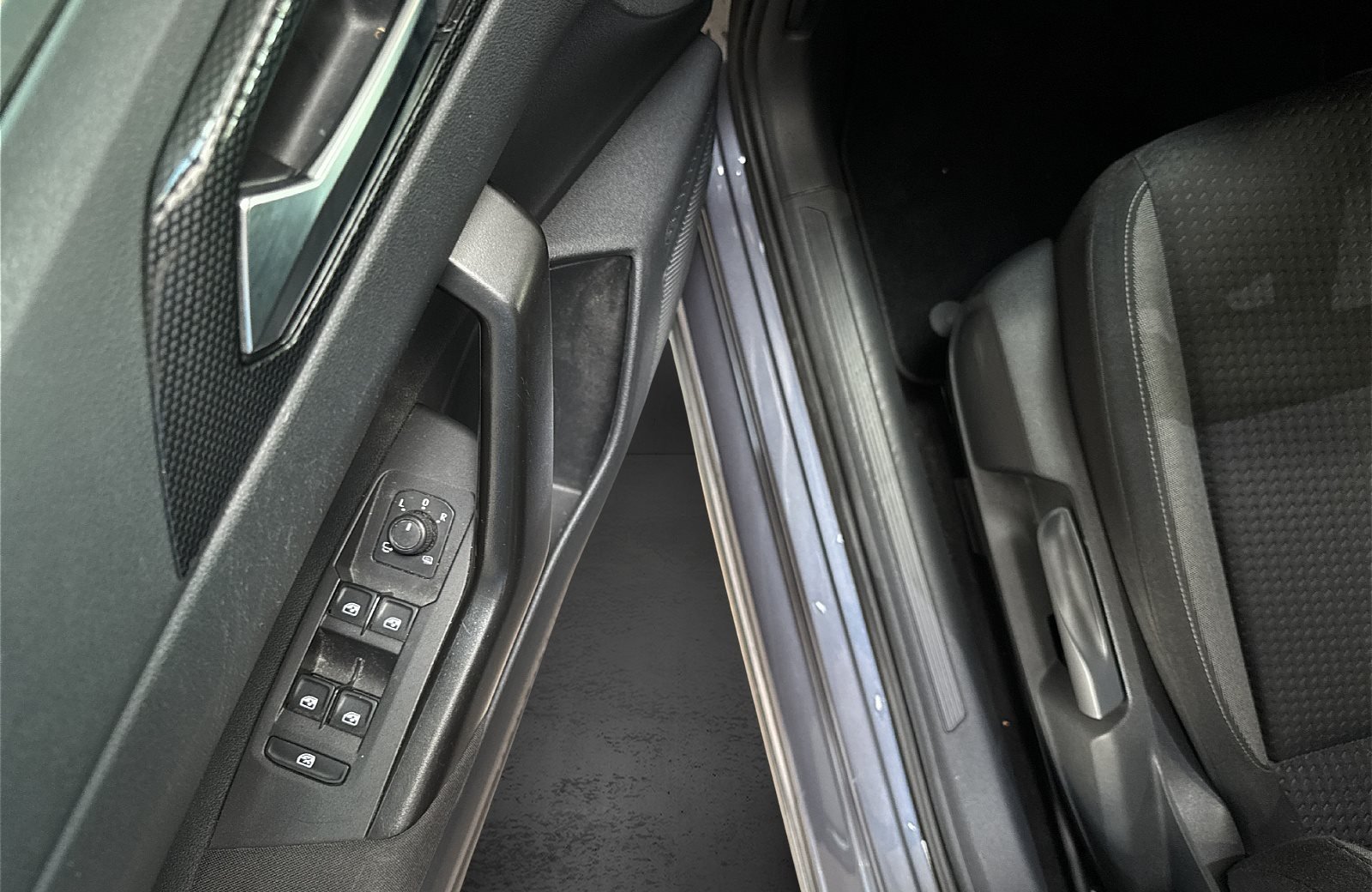 Taigo 1.0 TSI IQ.Drive Navi LED RFK ACC AppConnect