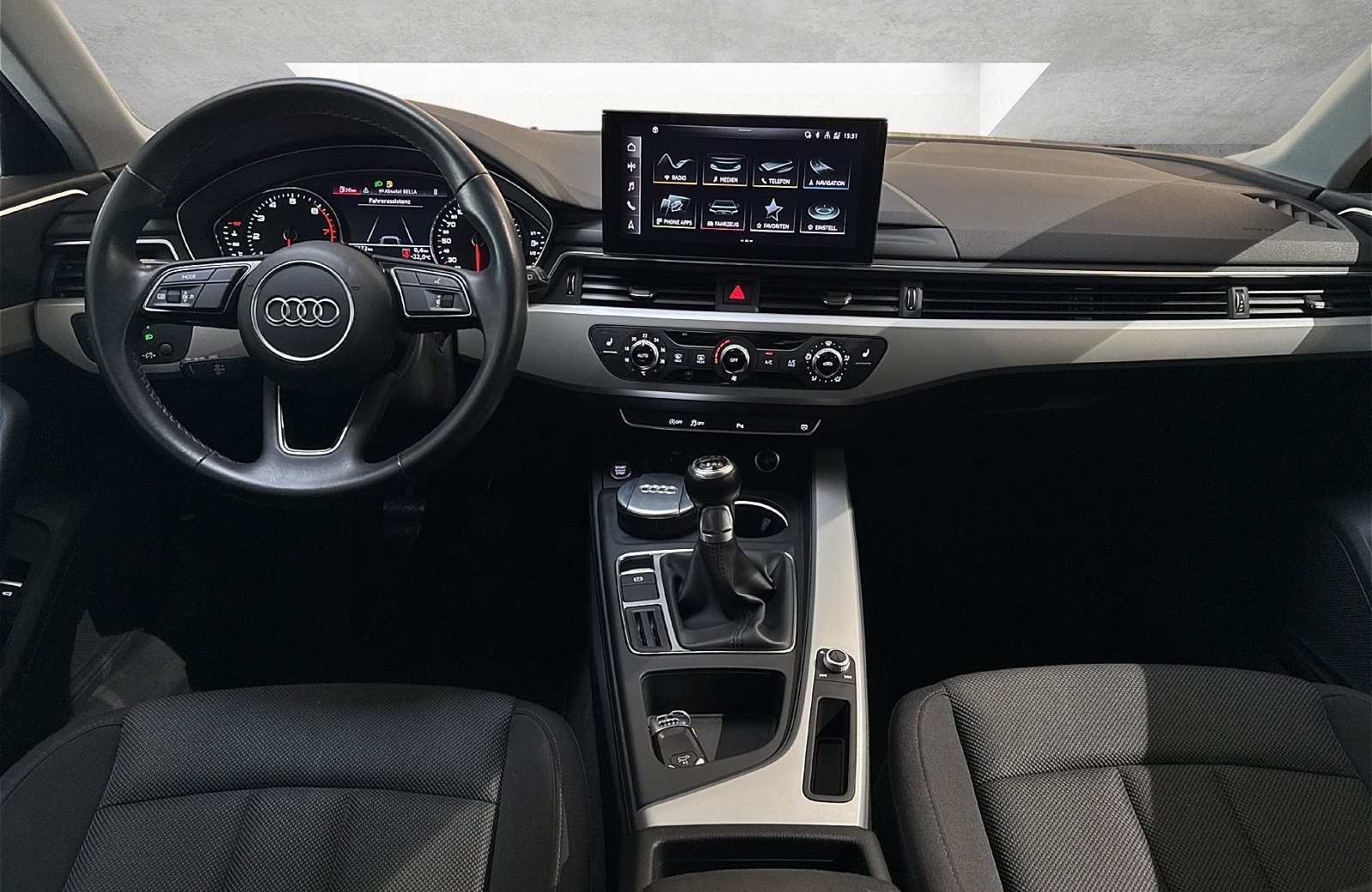 A4 Avant 35 2.0 TFSI advanced AHK Smartphone Interface