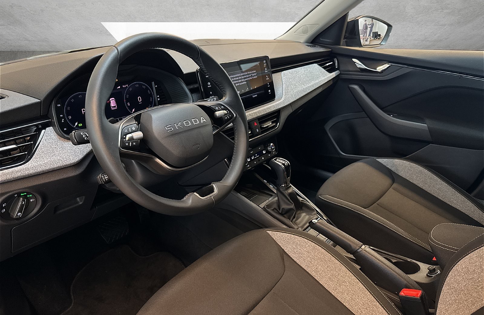 Kamiq 1.0 TSI Tour DSG AHK RFK LED Navi ACC AHK