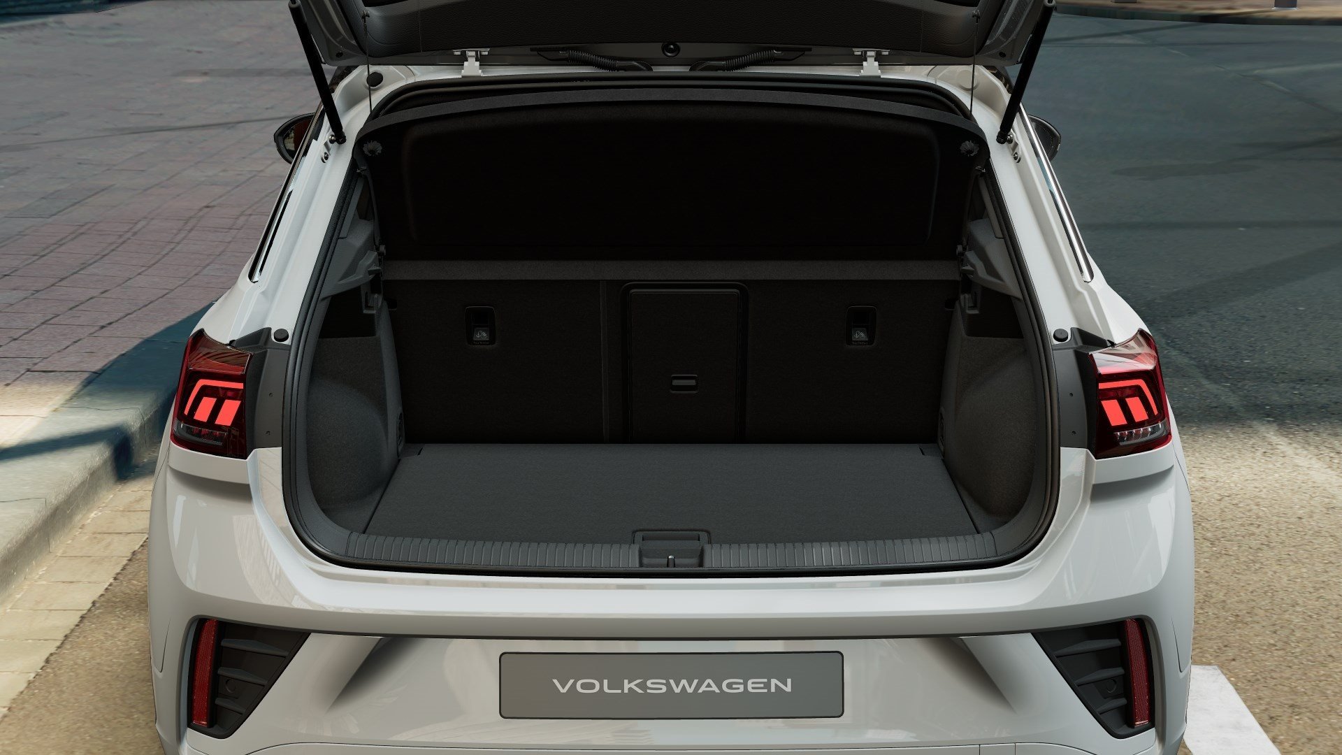 T-Roc 1.5 TSI R-Line DSG AHK Navi RFK ACC ACC LM