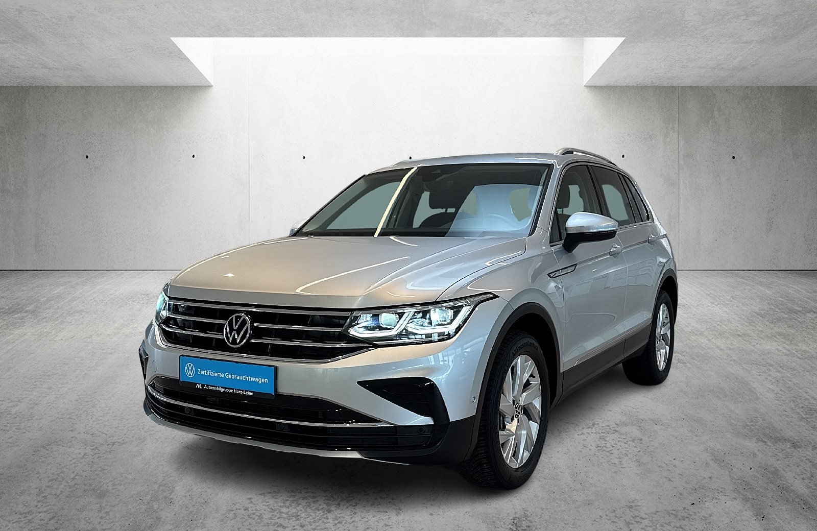 Tiguan 2.0 TSI Elegance 4M AHK IQ.Light Leder Navi RFK