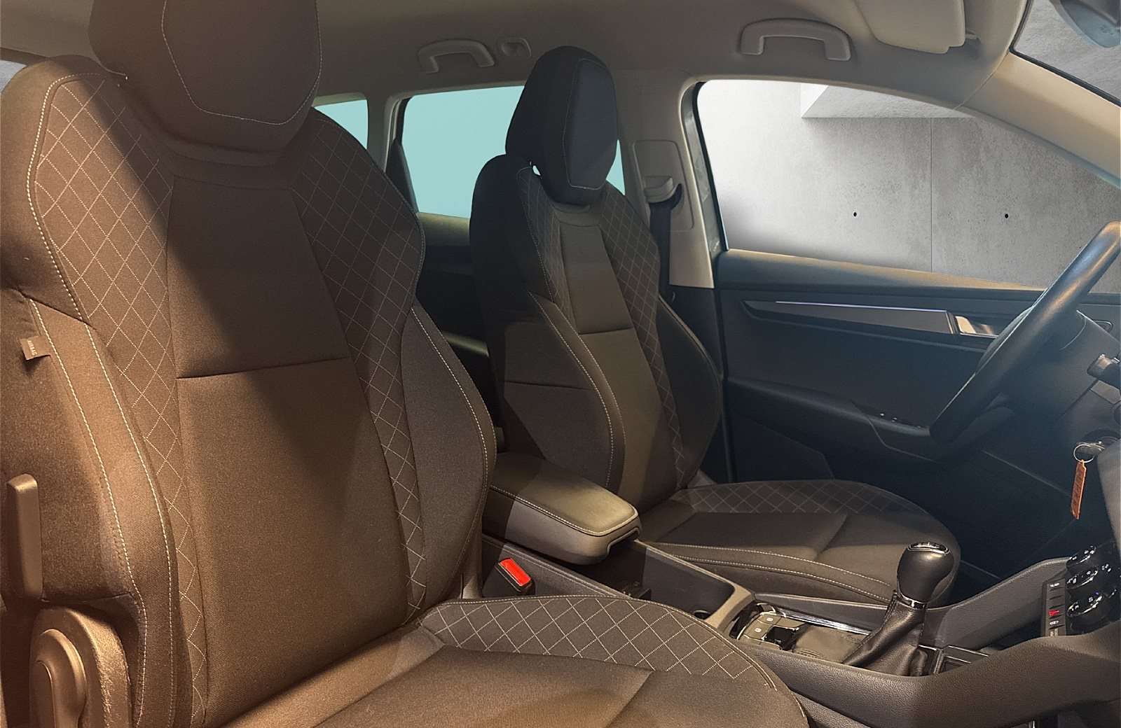 Karoq 1.5 TSI Ambition AHK SmartLink LED DAB AHK