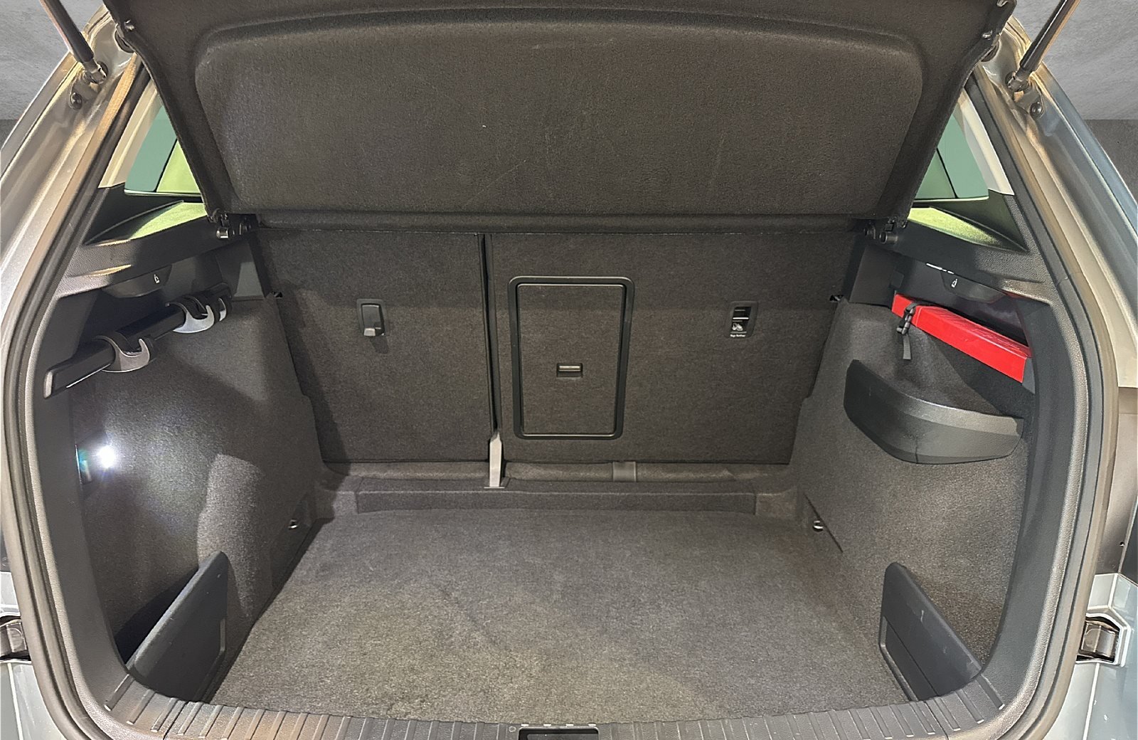 Karoq 1.5 TSI Ambition AHK SmartLink LED DAB AHK